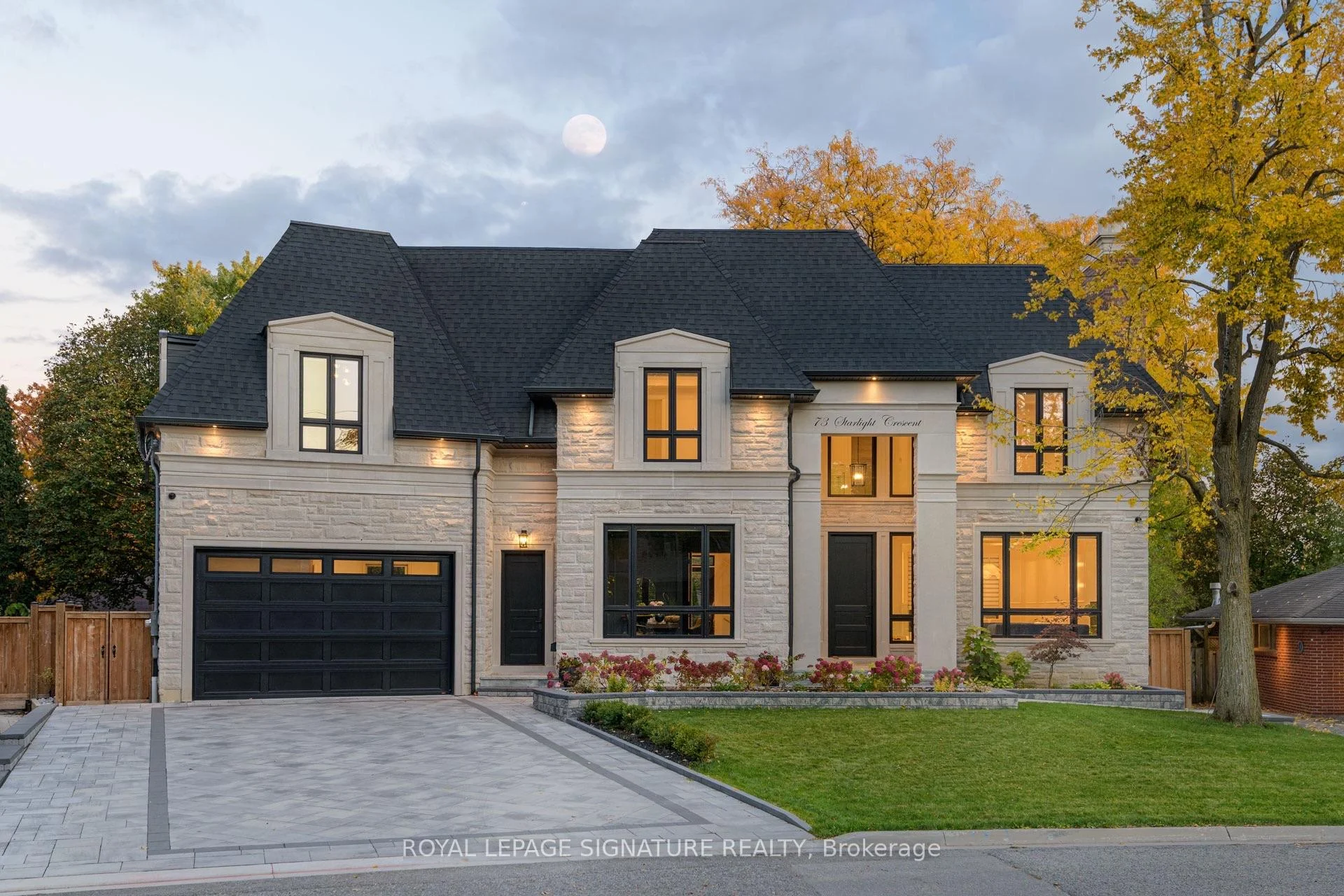 Photo of 73 Starlight Crescent
