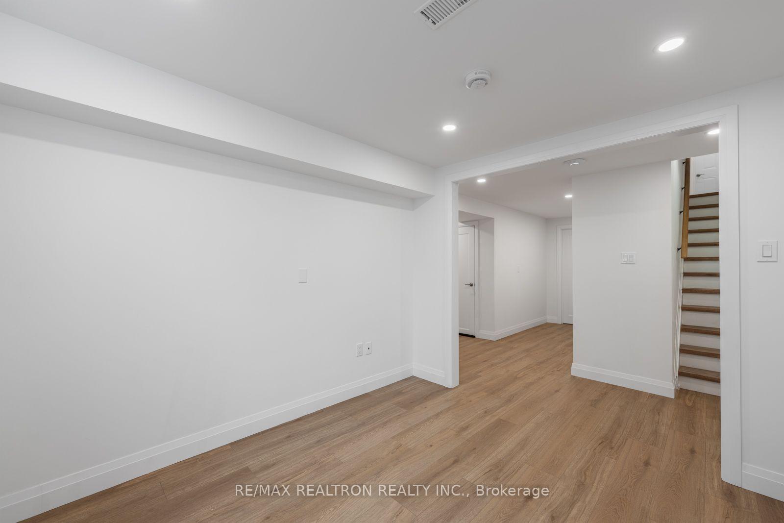 Photo 11 of Unit Lower, 10 Hesketh Court, Caledon, Rural Caledon — HOMEH