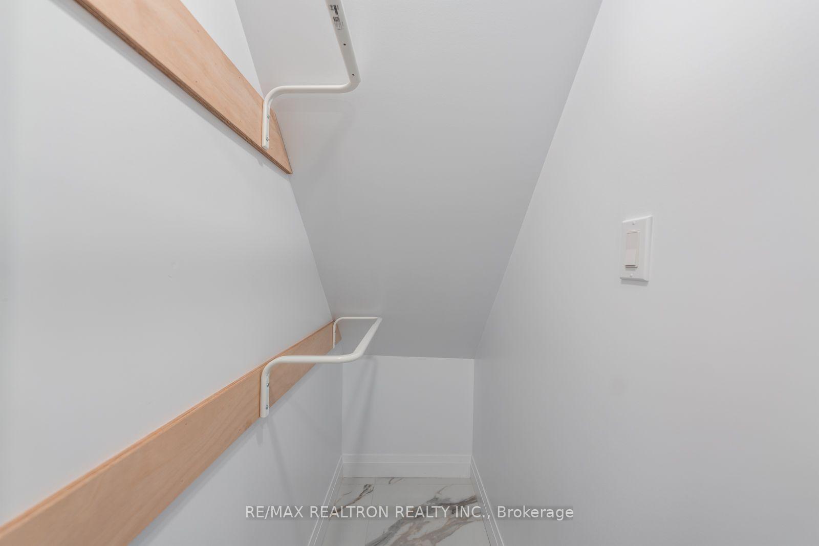 Photo 14 of Unit Lower, 10 Hesketh Court, Caledon, Rural Caledon — HOMEH