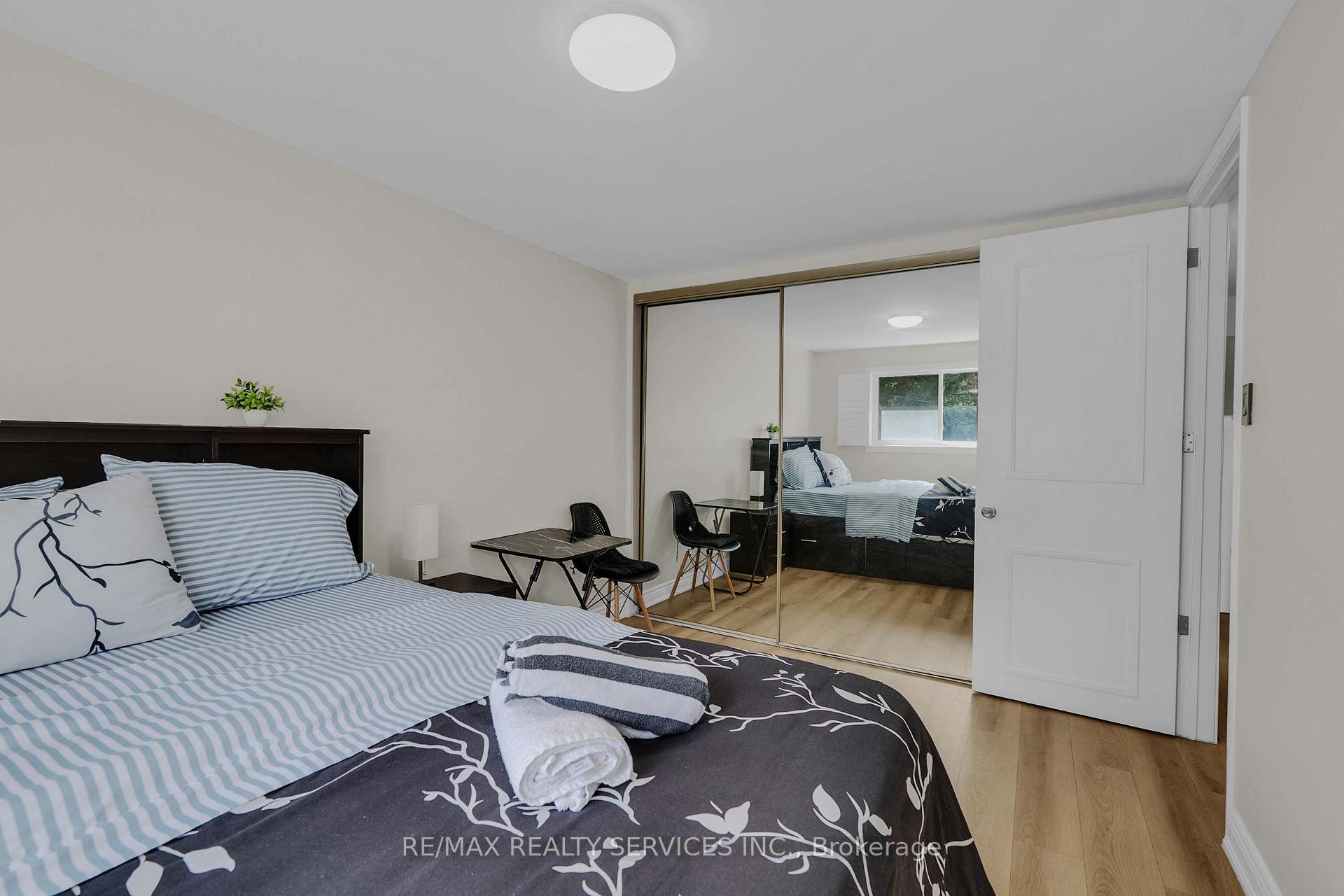Photo 22 of 17 Avening Drive, Etobicoke, West Humber-Clairville — HOMEH