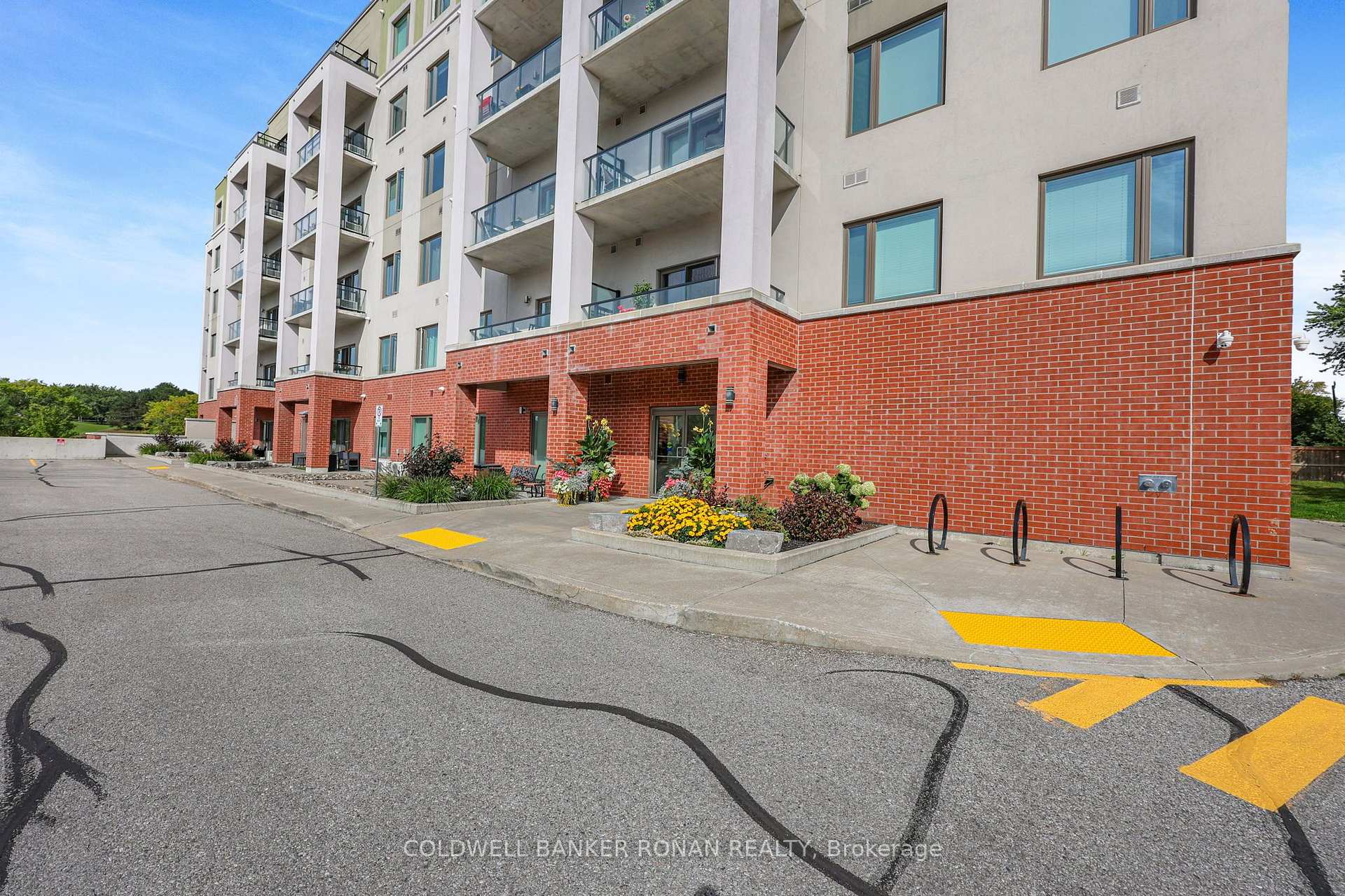 Photo 27 of Unit 502, 64 Queen Street S, New Tecumseth, Tottenham — HOMEH