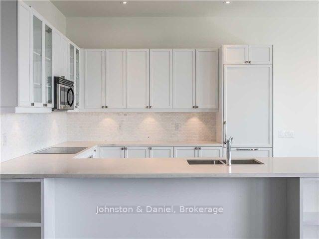 Photo 3 of Unit 1617, 111 St Clair Avenue W, Toronto, Yonge-St. Clair — HOMEH