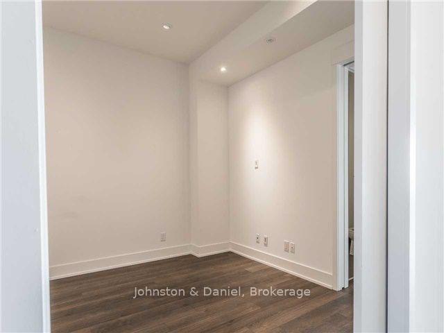 Photo 14 of Unit 1617, 111 St Clair Avenue W, Toronto, Yonge-St. Clair — HOMEH