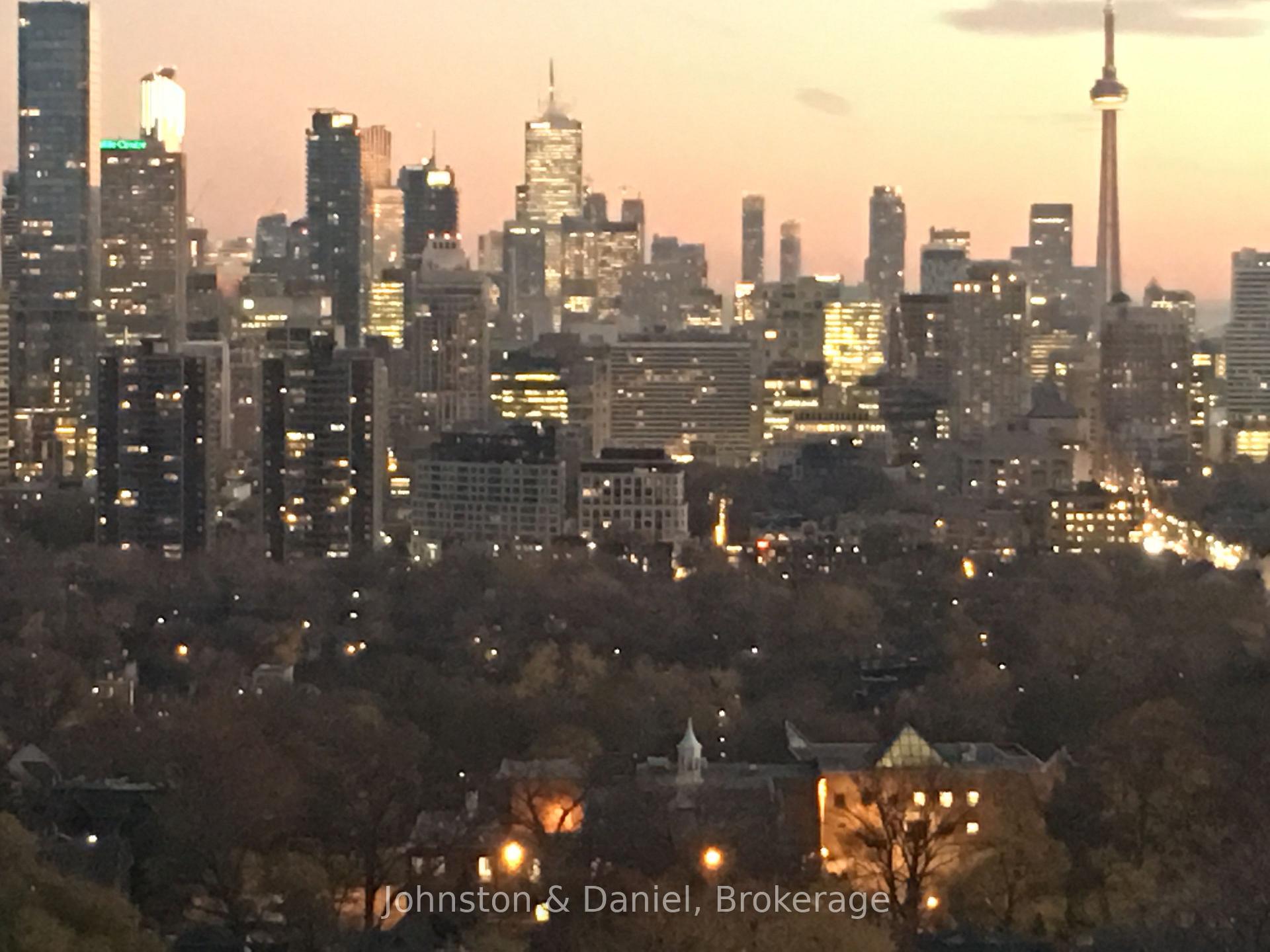 Photo 18 of Unit 1617, 111 St Clair Avenue W, Toronto, Yonge-St. Clair — HOMEH