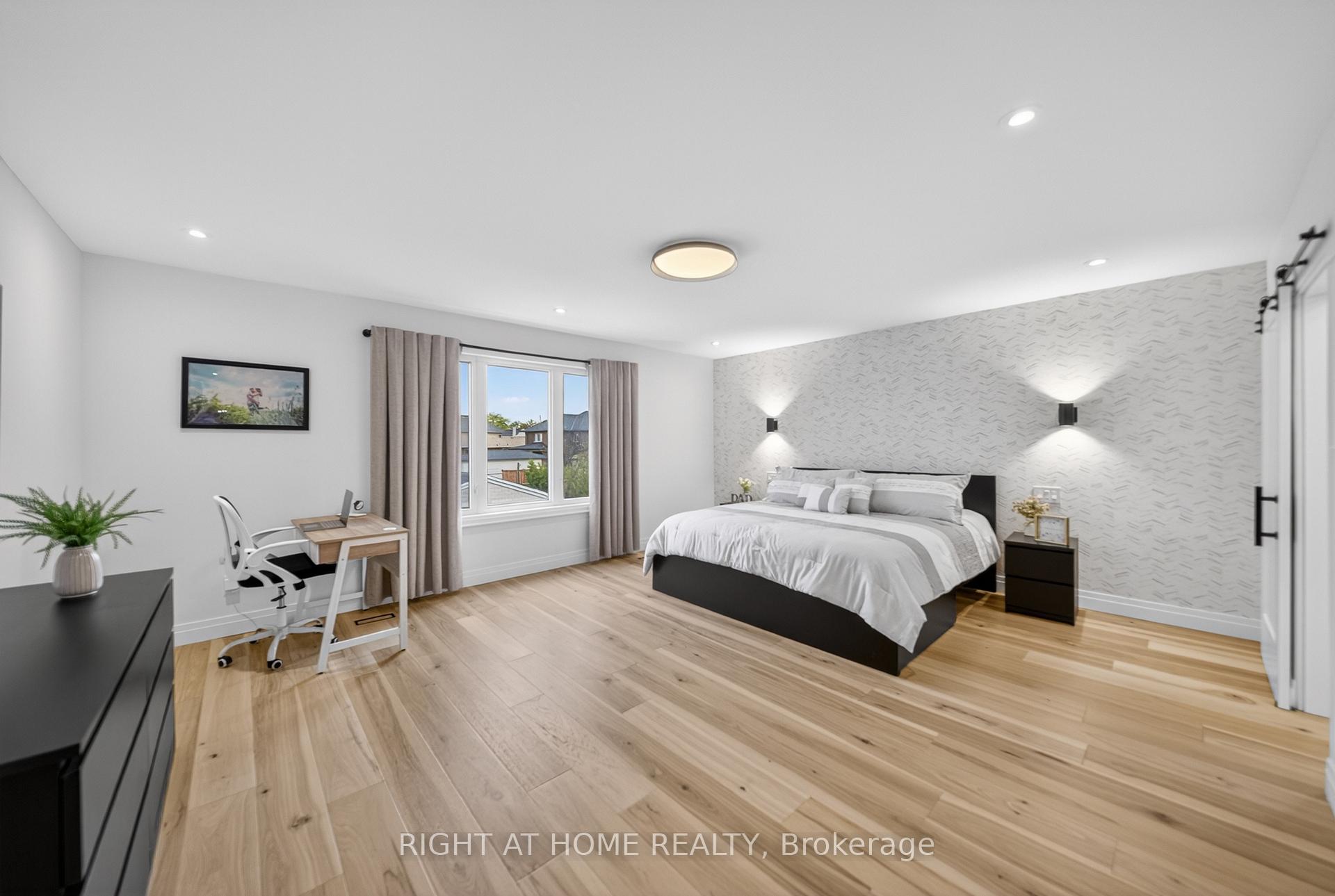 Photo 14 of 17 Exbury Road, North York, Downsview-Roding-CFB — HOMEH