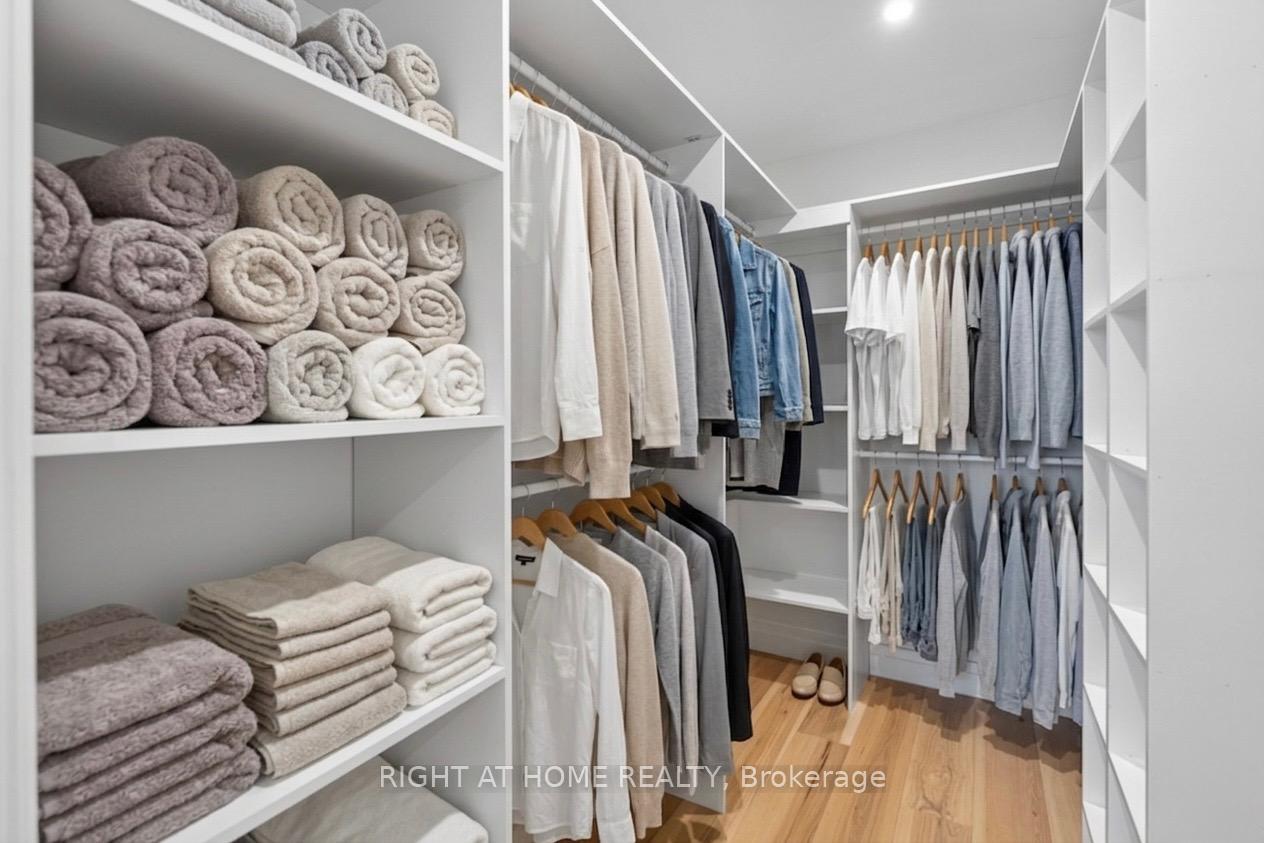 Photo 16 of 17 Exbury Road, North York, Downsview-Roding-CFB — HOMEH