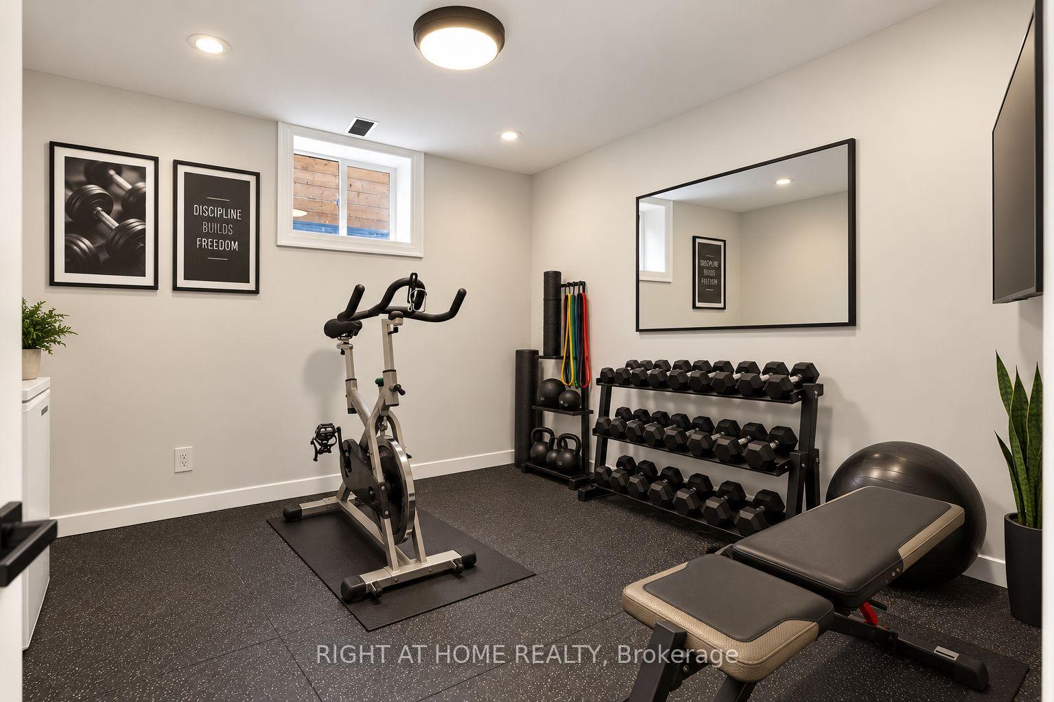 Photo 34 of 17 Exbury Road, North York, Downsview-Roding-CFB — HOMEH
