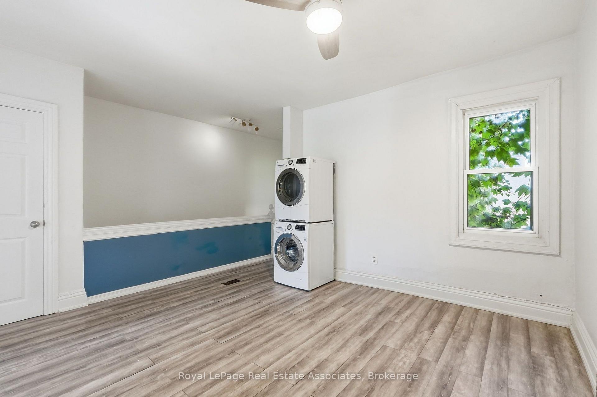 Photo 11 of Unit 2, 51 Wellington Street N, Hamilton, Beasley — HOMEH