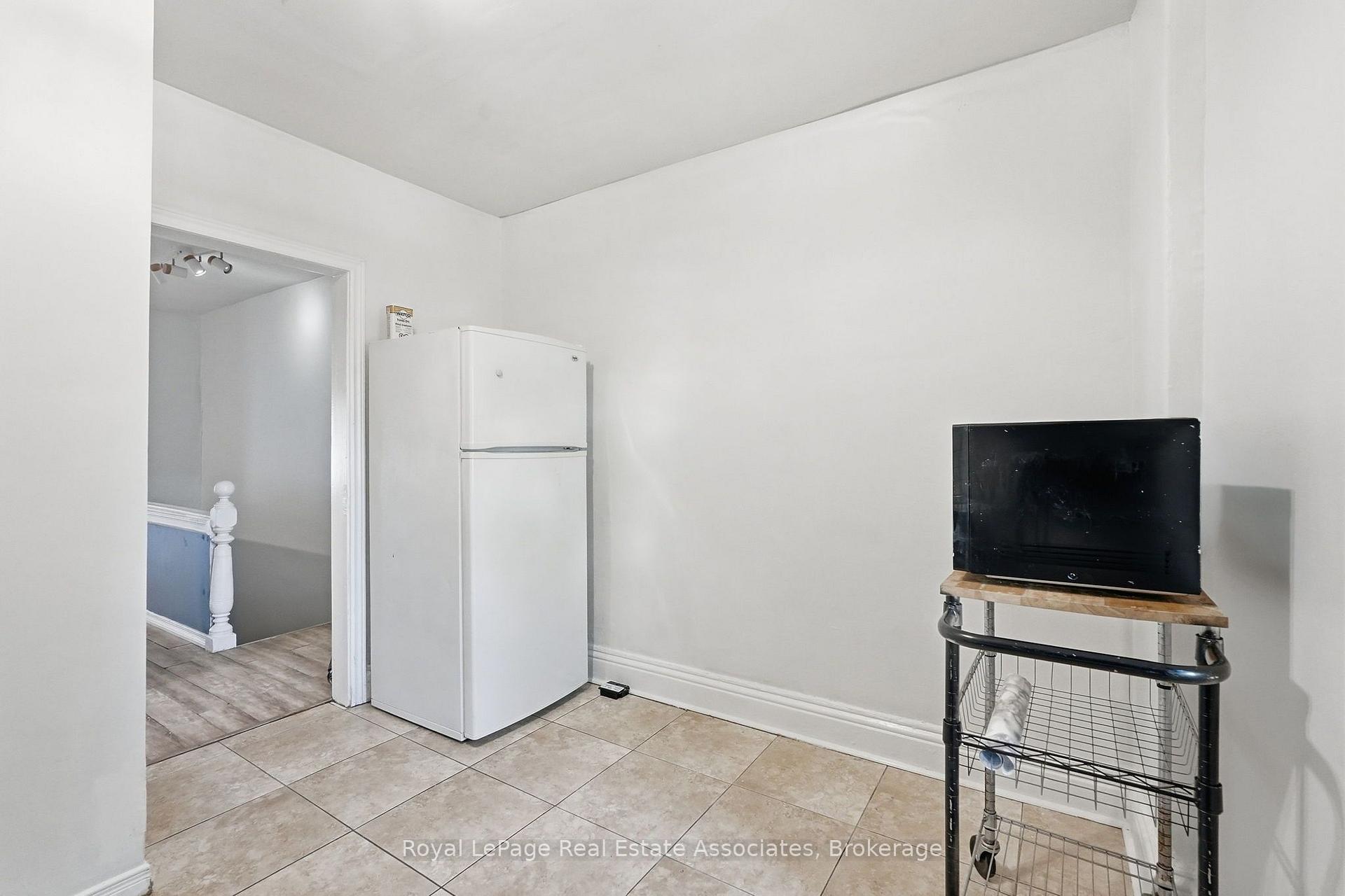 Photo 24 of Unit 2, 51 Wellington Street N, Hamilton, Beasley — HOMEH