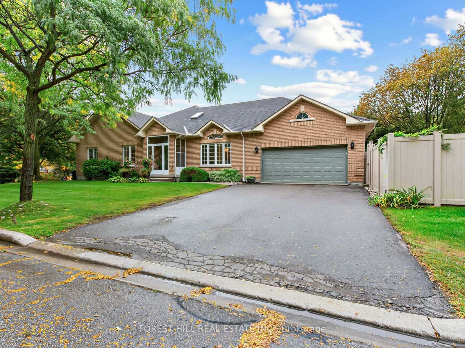 Photo of 104 Sanibel Crescent