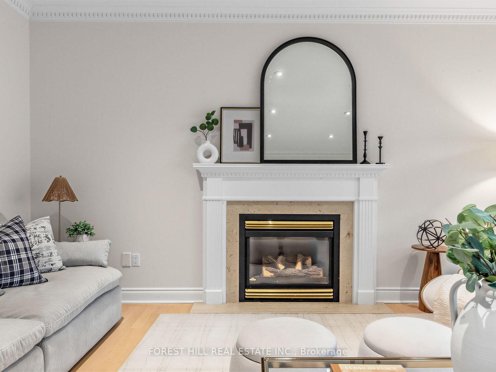 Photo 12 of 104 Sanibel Crescent, Vaughan, Uplands — HOMEH