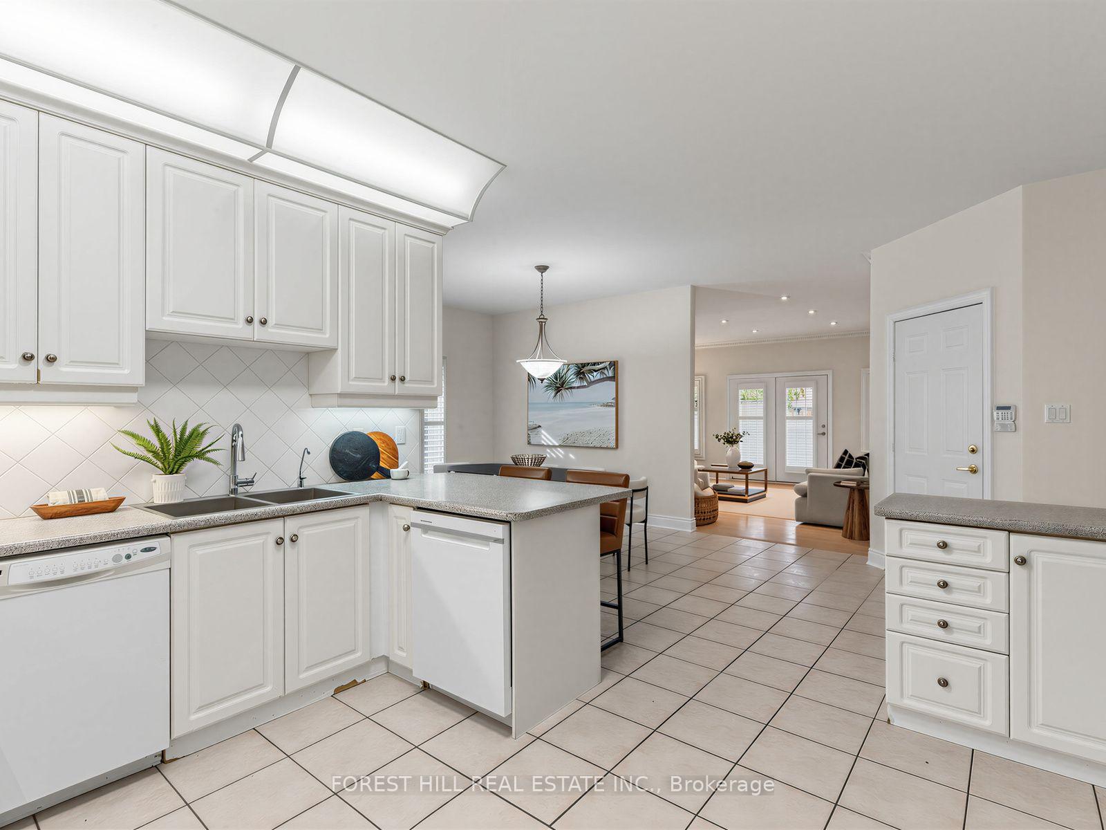 Photo 23 of 104 Sanibel Crescent, Vaughan, Uplands — HOMEH