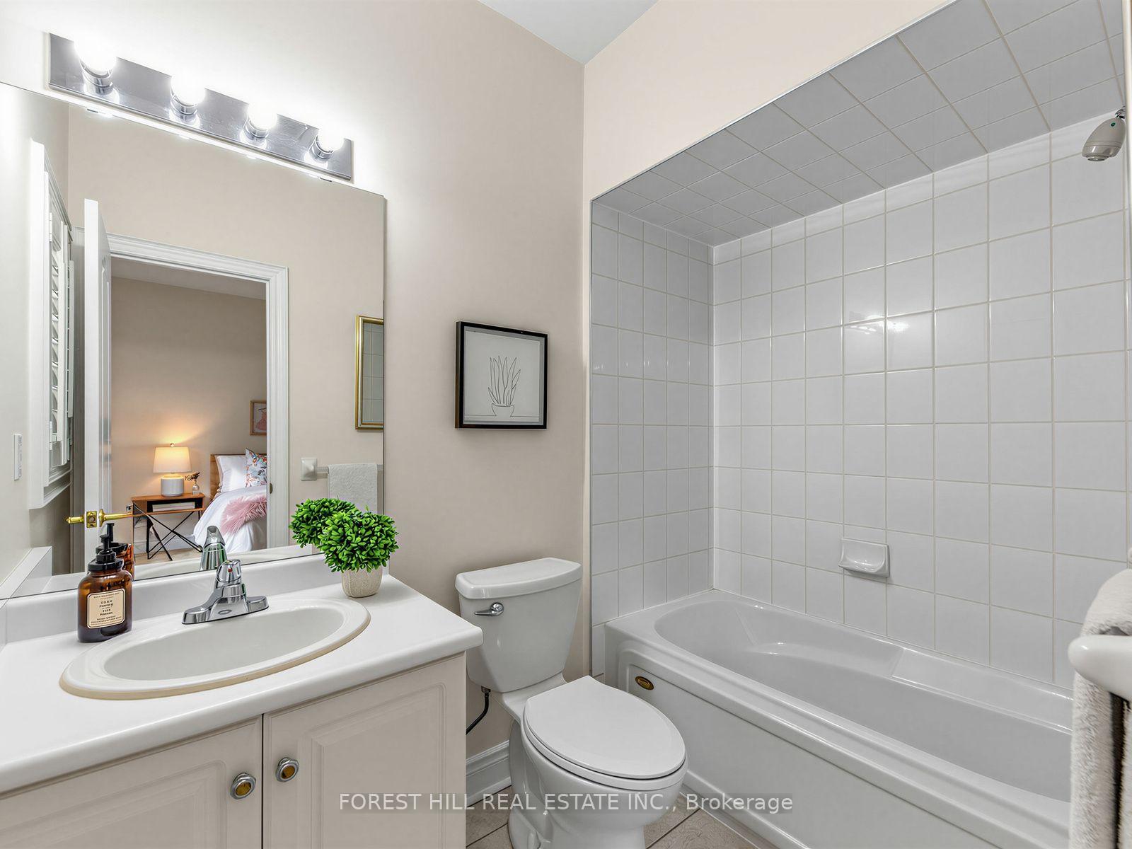 Photo 40 of 104 Sanibel Crescent, Vaughan, Uplands — HOMEH