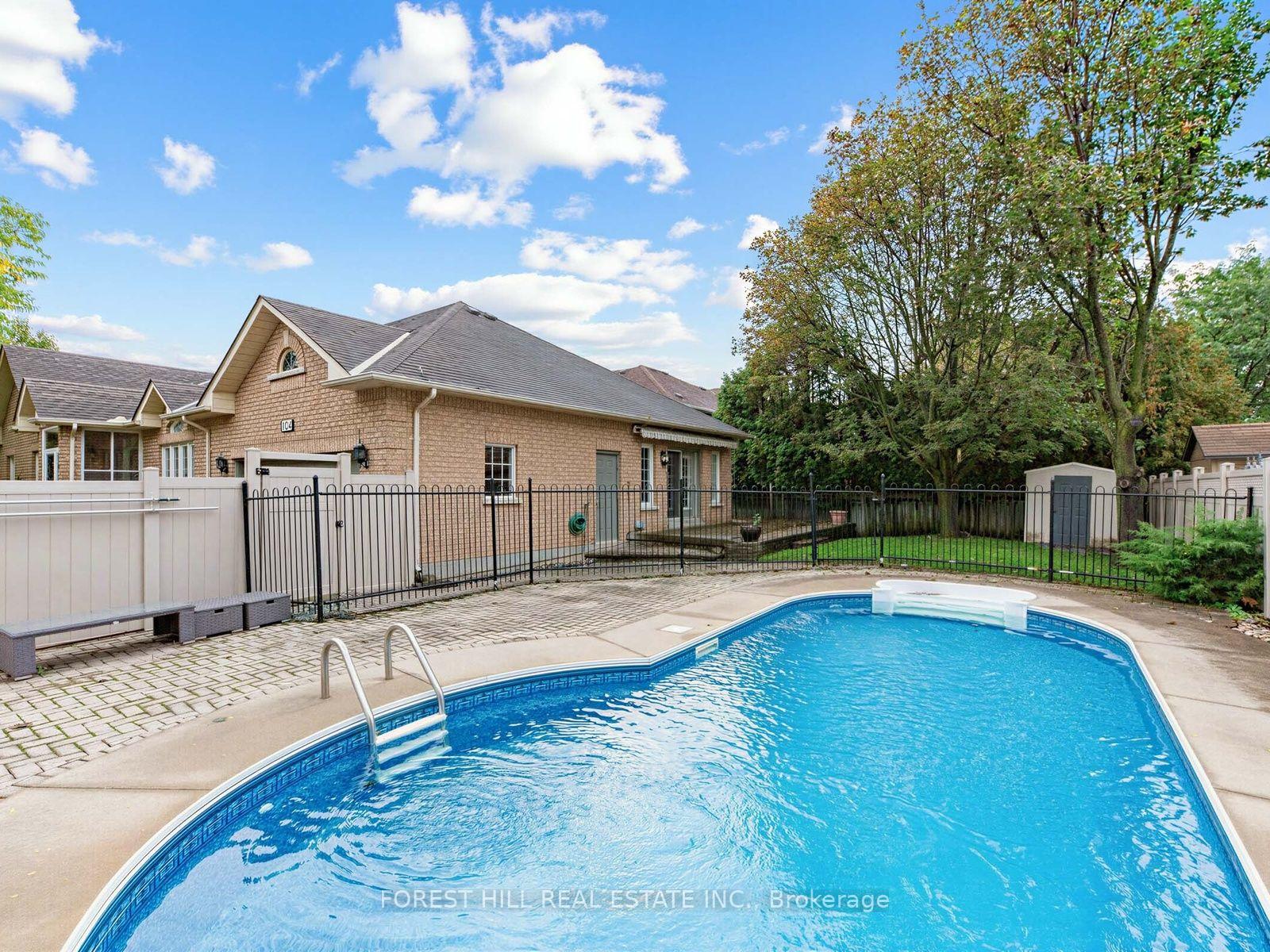 Photo 45 of 104 Sanibel Crescent, Vaughan, Uplands — HOMEH