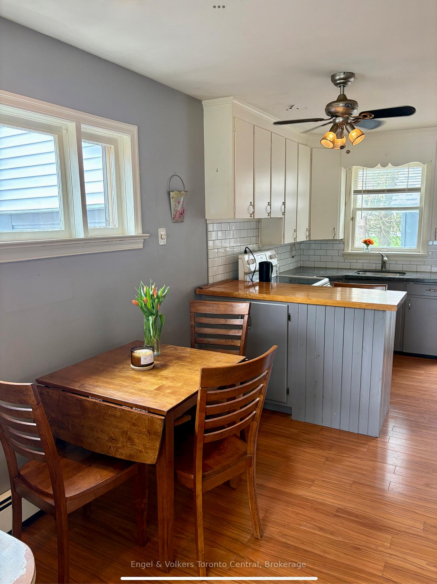 Photo 3 of 48 Berry Street, Meaford — HOMEH