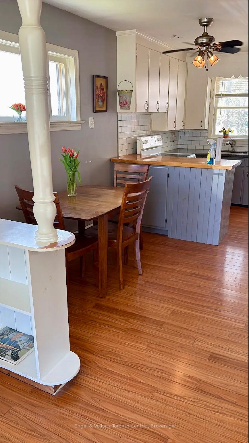 Photo 5 of 48 Berry Street, Meaford — HOMEH