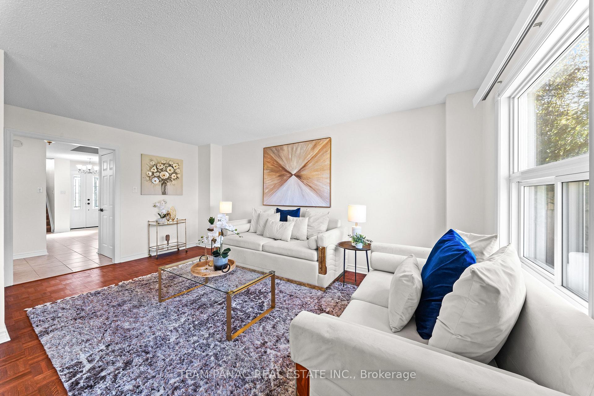 Photo 12 of 42 Kingknoll Drive, Brampton, Fletcher's Creek South — HOMEH