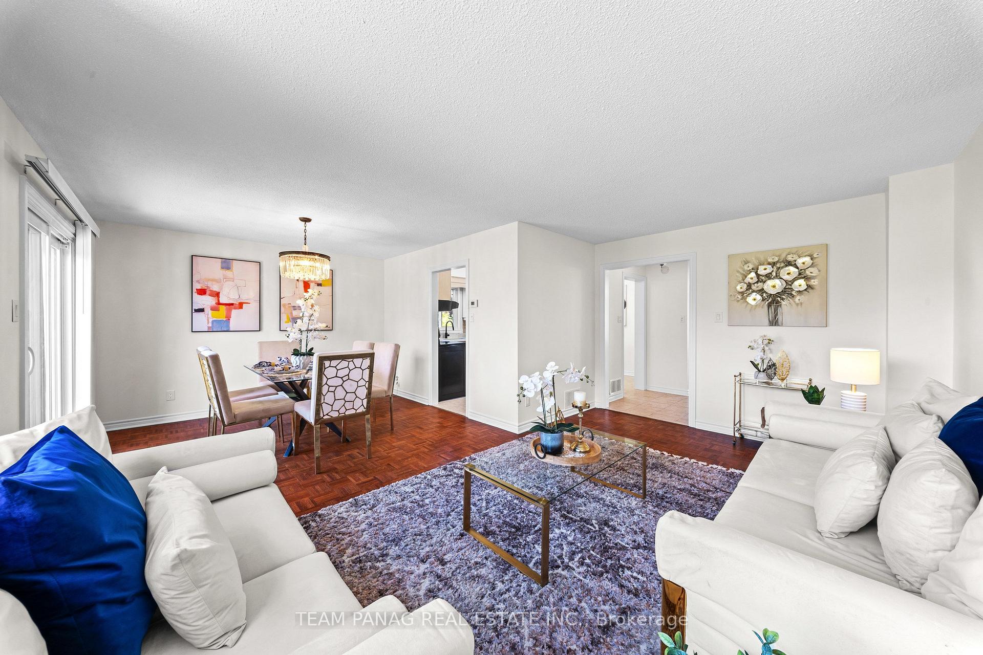Photo 14 of 42 Kingknoll Drive, Brampton, Fletcher's Creek South — HOMEH