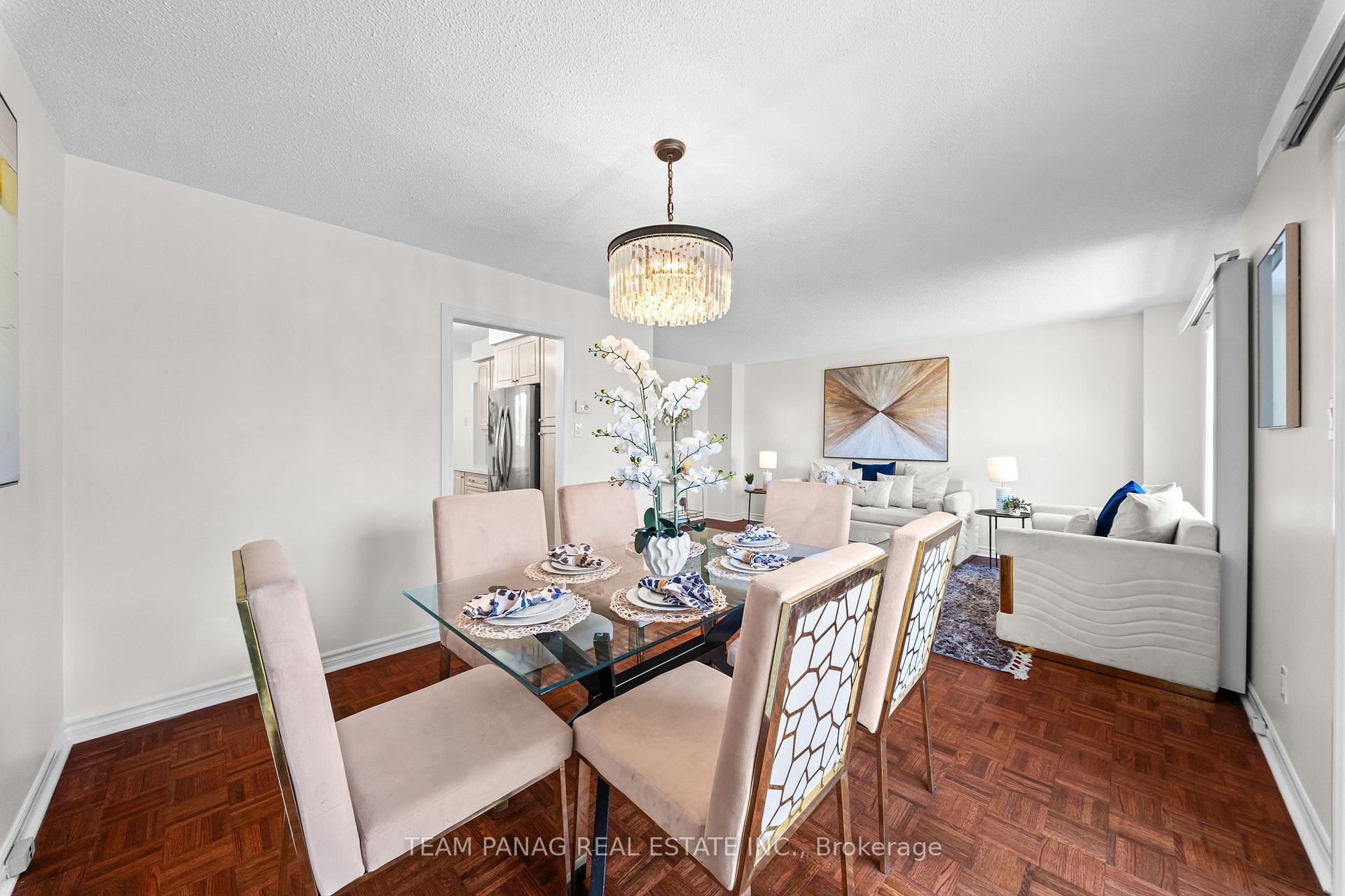 Photo 16 of 42 Kingknoll Drive, Brampton, Fletcher's Creek South — HOMEH