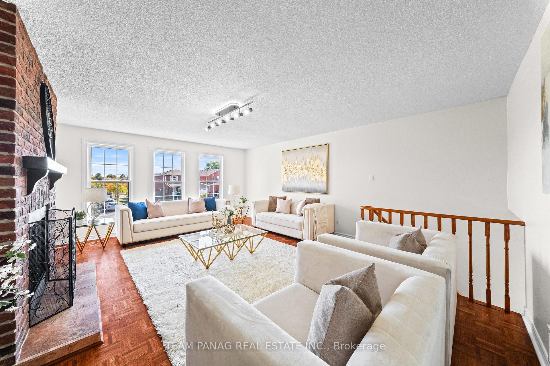 Photo 26 of 42 Kingknoll Drive, Brampton, Fletcher's Creek South — HOMEH