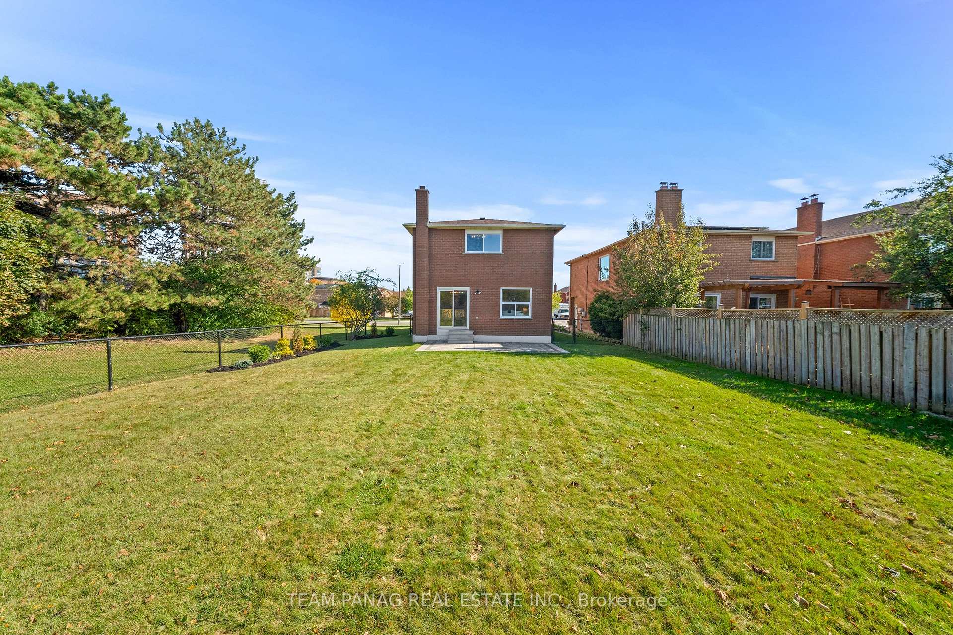 Photo 40 of 42 Kingknoll Drive, Brampton, Fletcher's Creek South — HOMEH