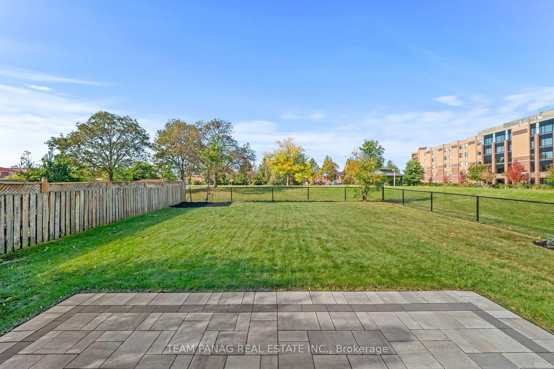 Photo 42 of 42 Kingknoll Drive, Brampton, Fletcher's Creek South — HOMEH