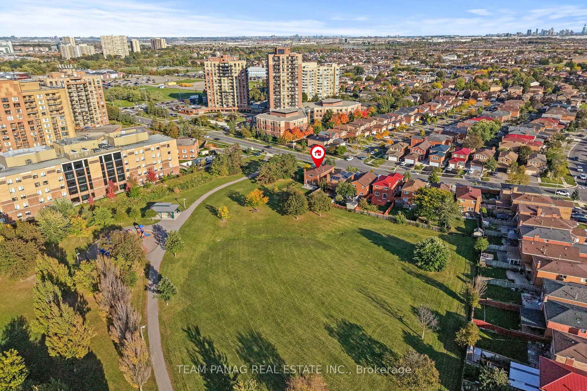 Photo 46 of 42 Kingknoll Drive, Brampton, Fletcher's Creek South — HOMEH