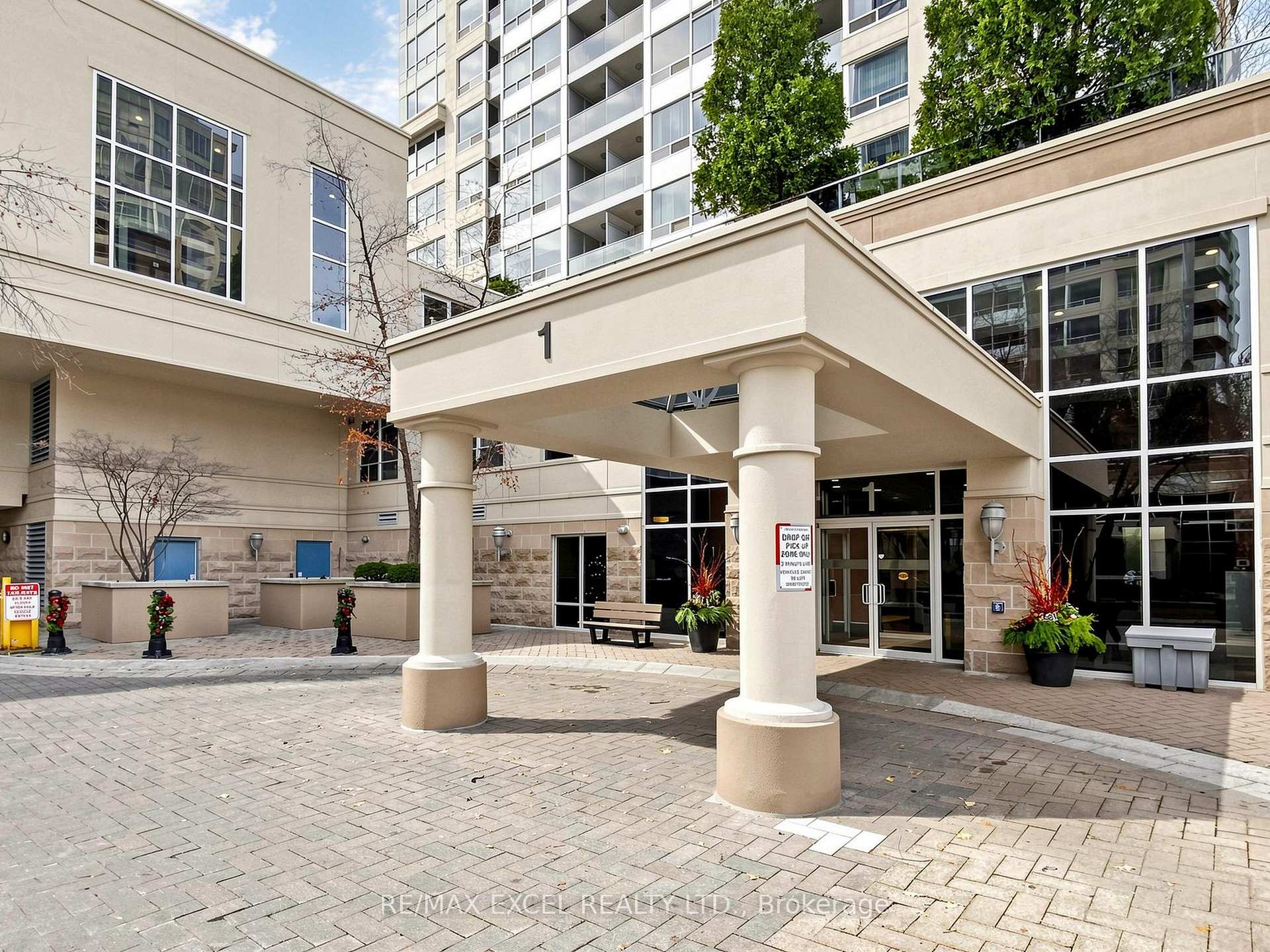 Photo 2 of Unit 2010, 1 Rean Drive, North York, Bayview Village — HOMEH