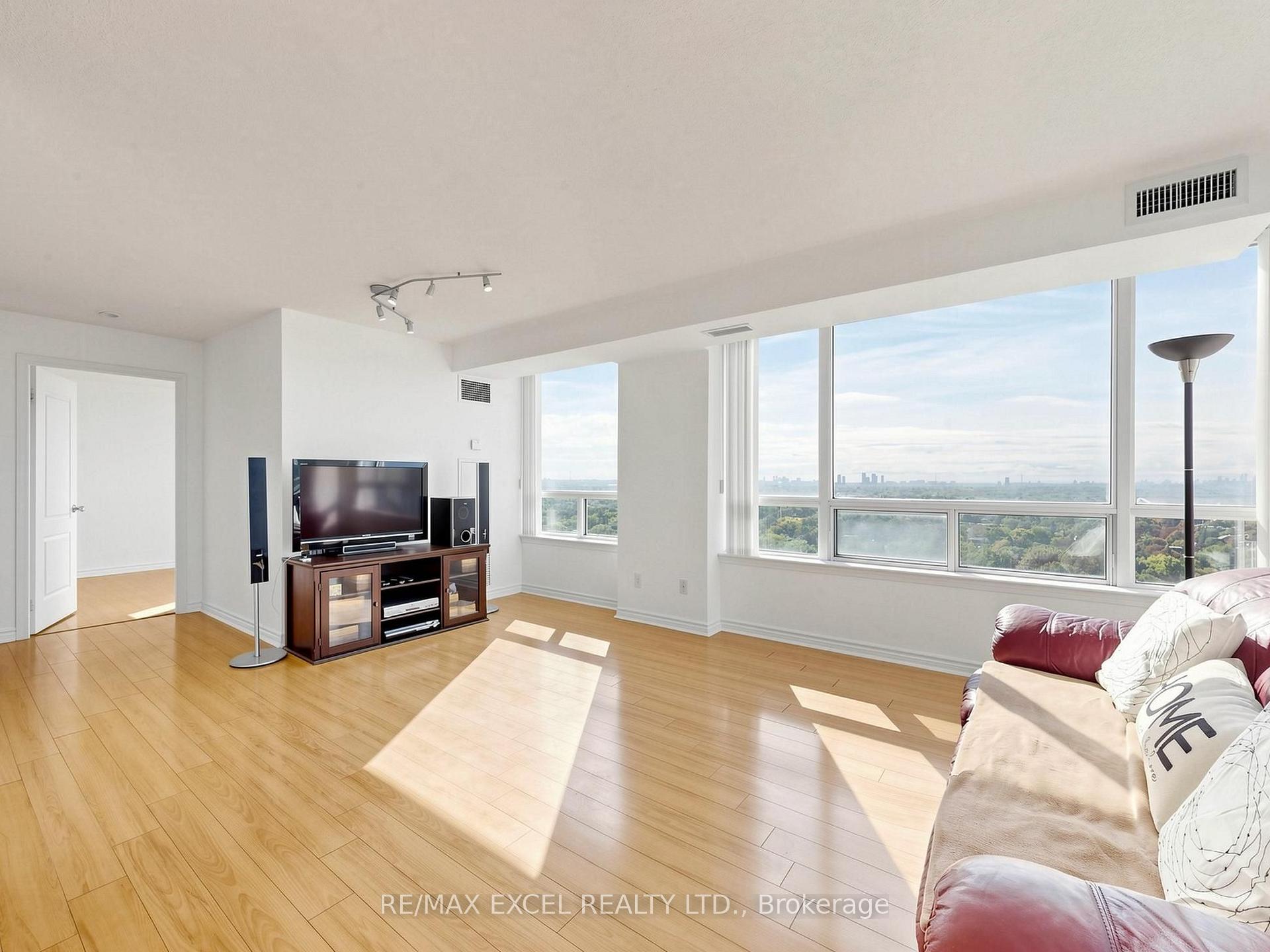 Photo 10 of Unit 2010, 1 Rean Drive, North York, Bayview Village — HOMEH