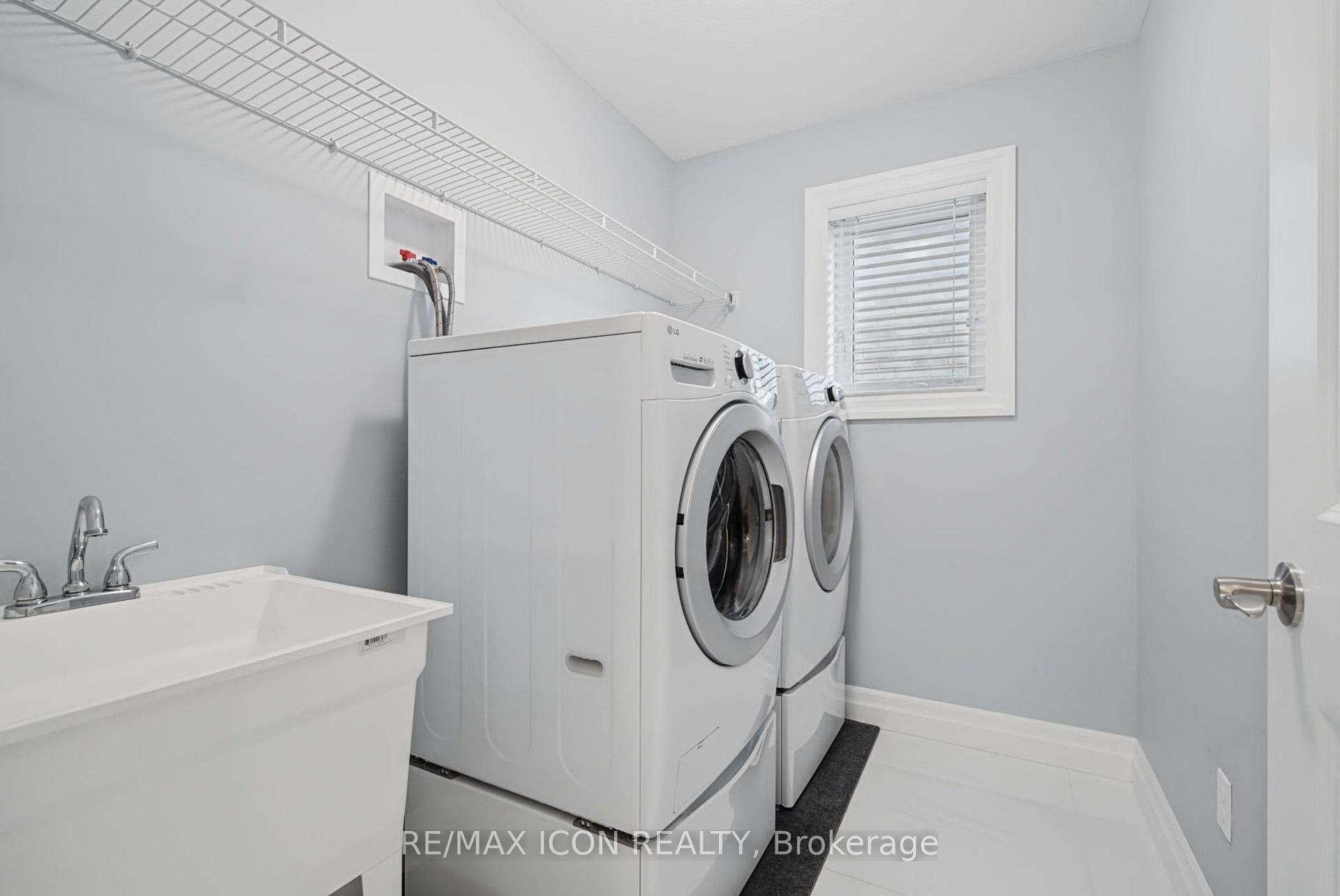 Photo 13 of 32 Foxtail Lane, St. Thomas — HOMEH
