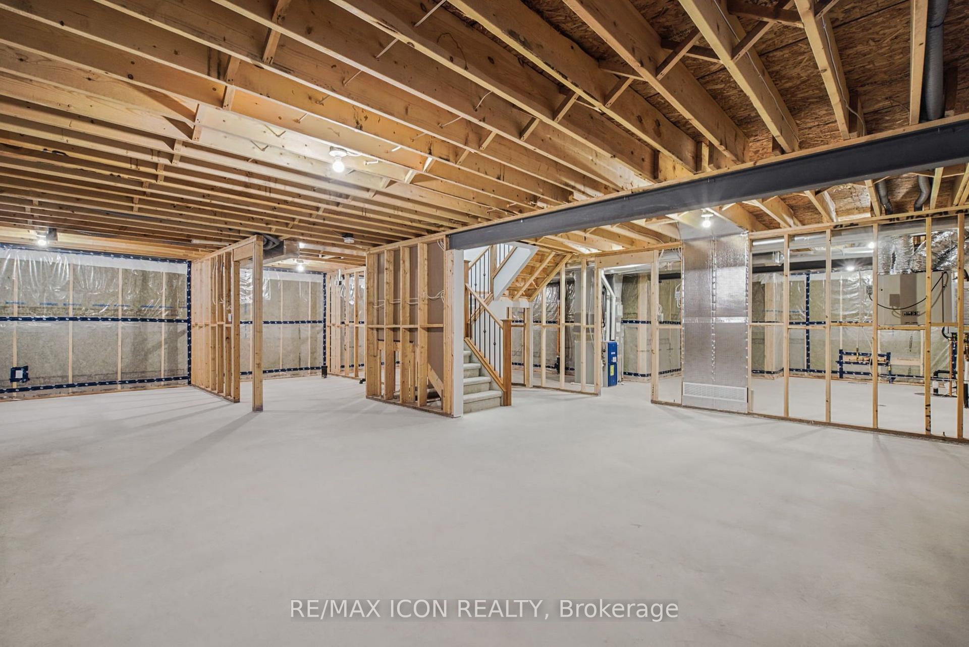 Photo 16 of 32 Foxtail Lane, St. Thomas — HOMEH