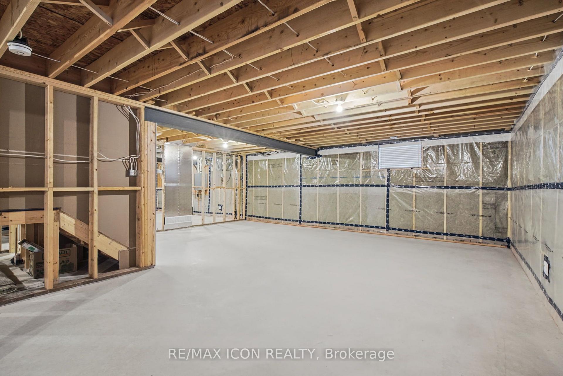 Photo 17 of 32 Foxtail Lane, St. Thomas — HOMEH