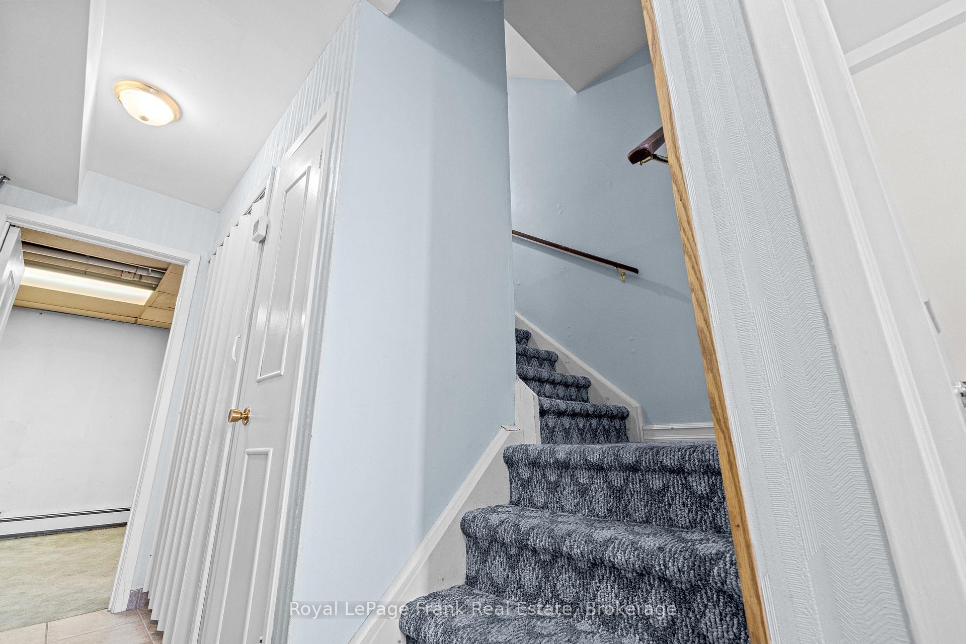 Photo 7 of Unit 28, 18 Reygate Court, Ajax, South East — HOMEH
