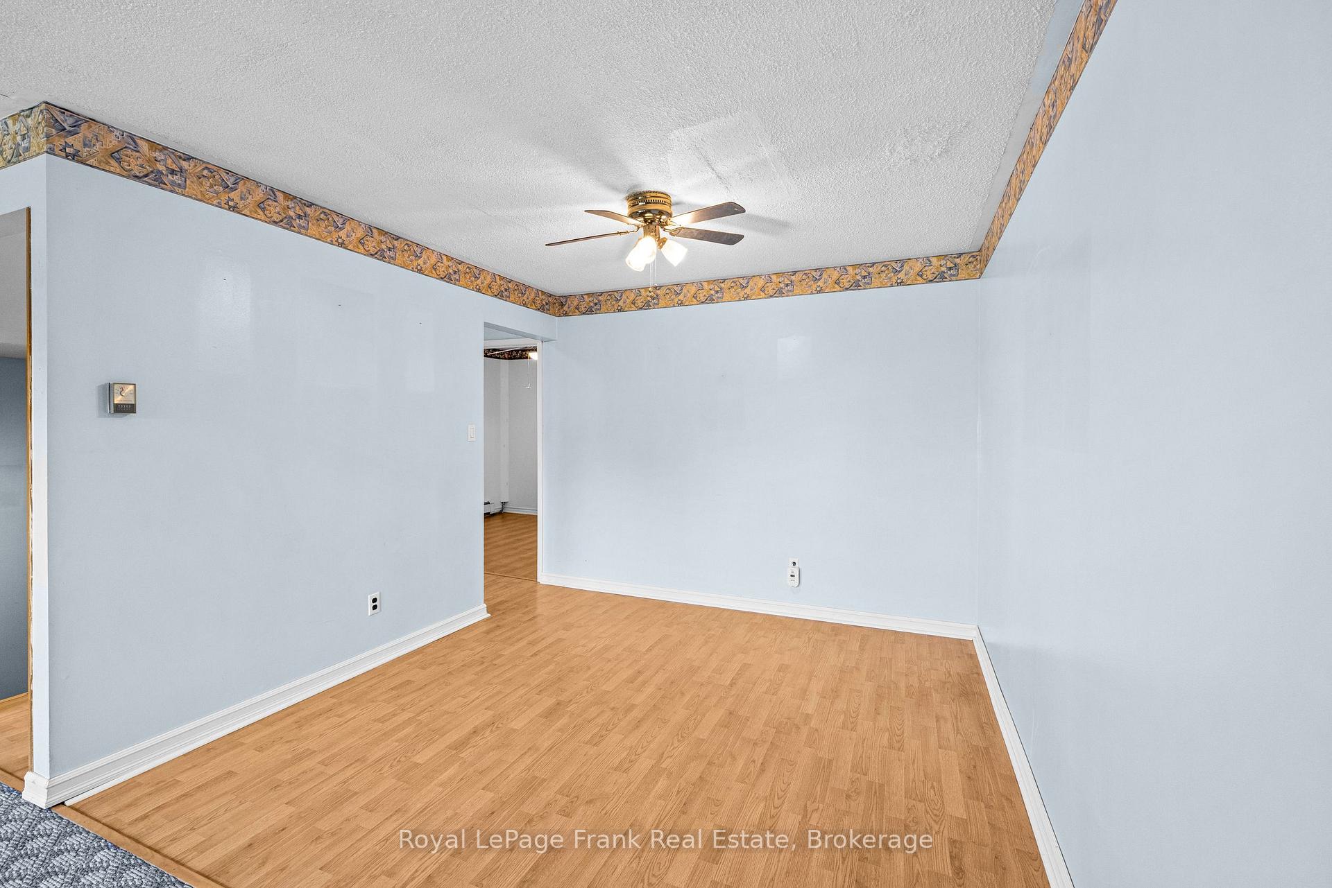 Photo 11 of Unit 28, 18 Reygate Court, Ajax, South East — HOMEH