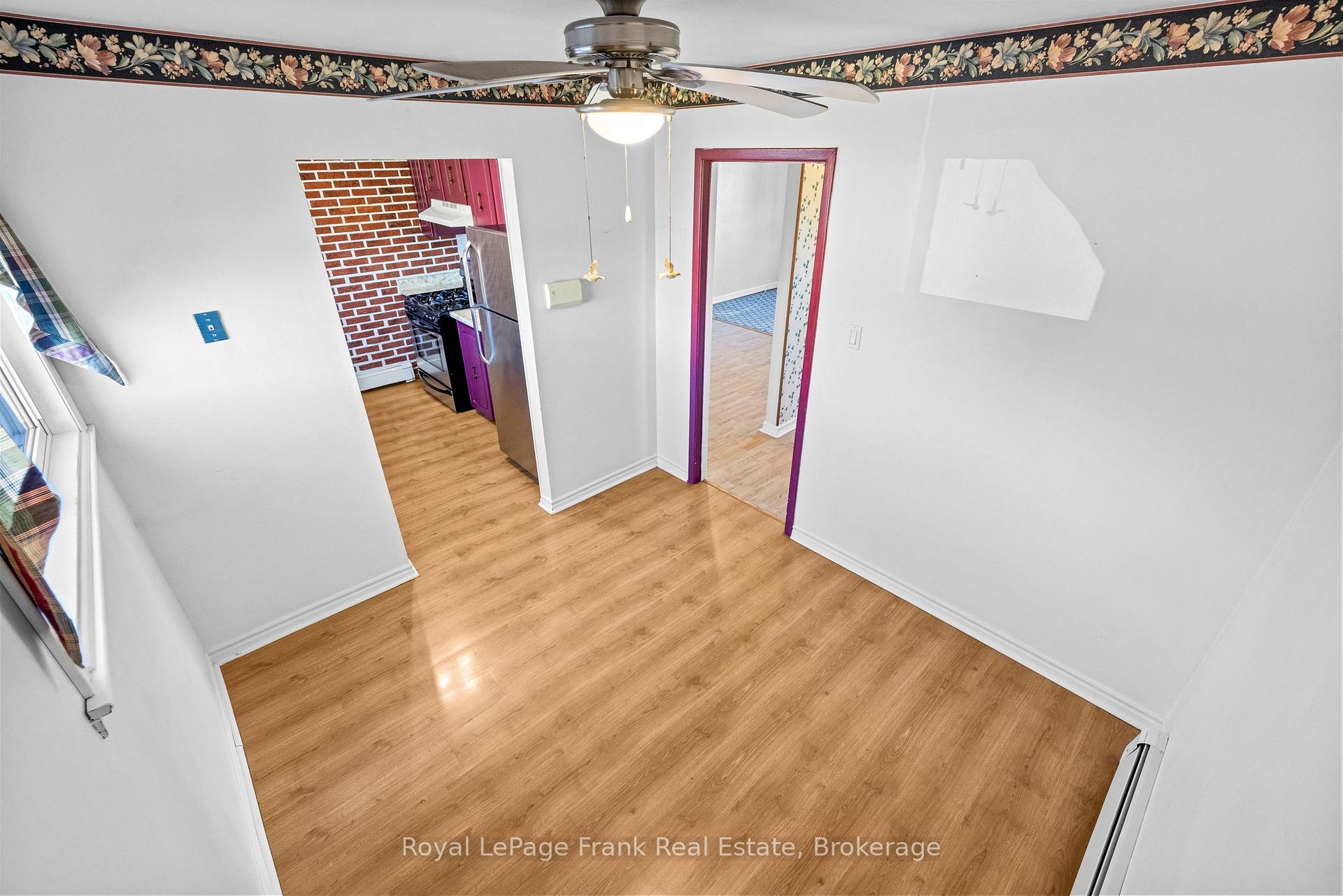 Photo 13 of Unit 28, 18 Reygate Court, Ajax, South East — HOMEH