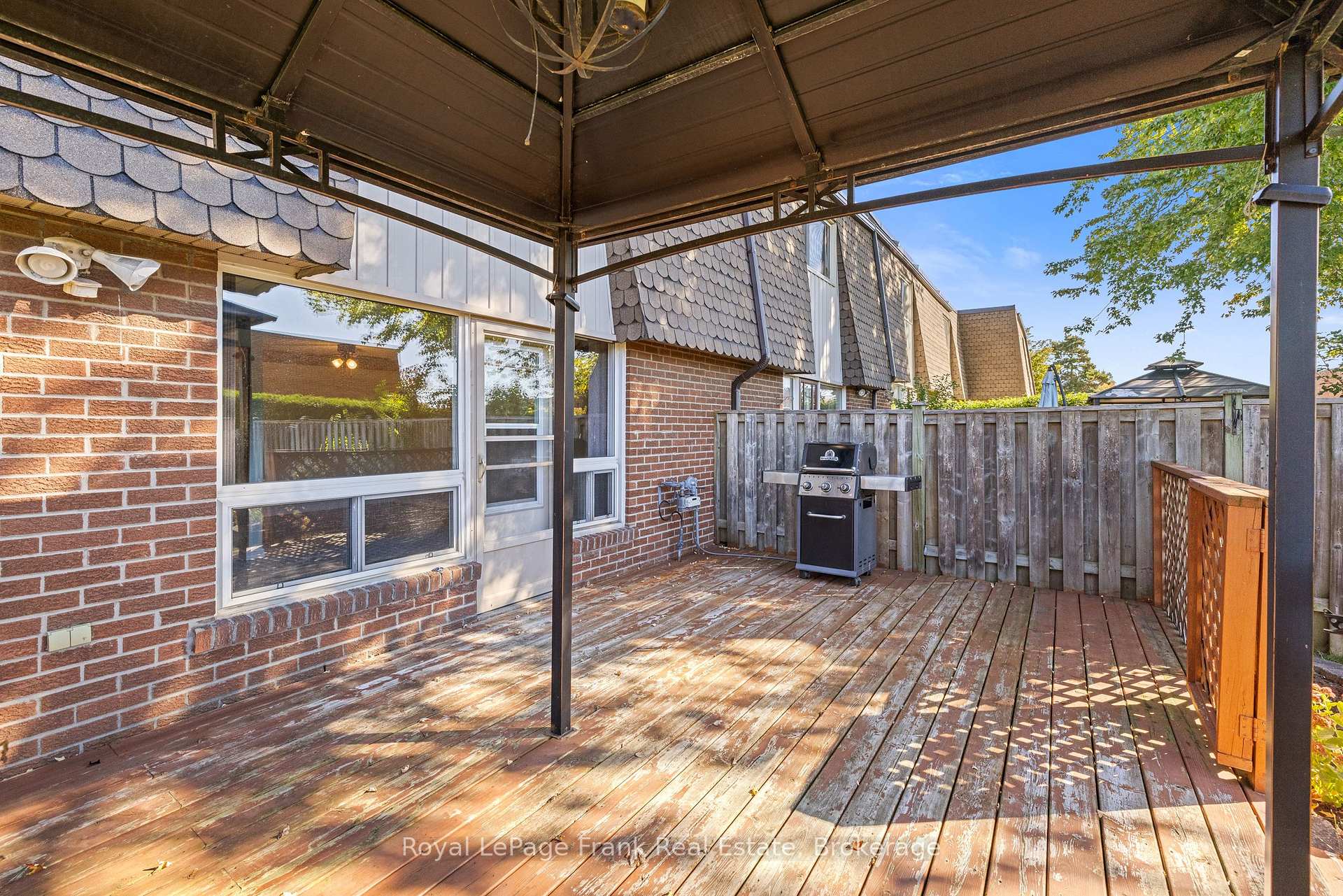 Photo 26 of Unit 28, 18 Reygate Court, Ajax, South East — HOMEH
