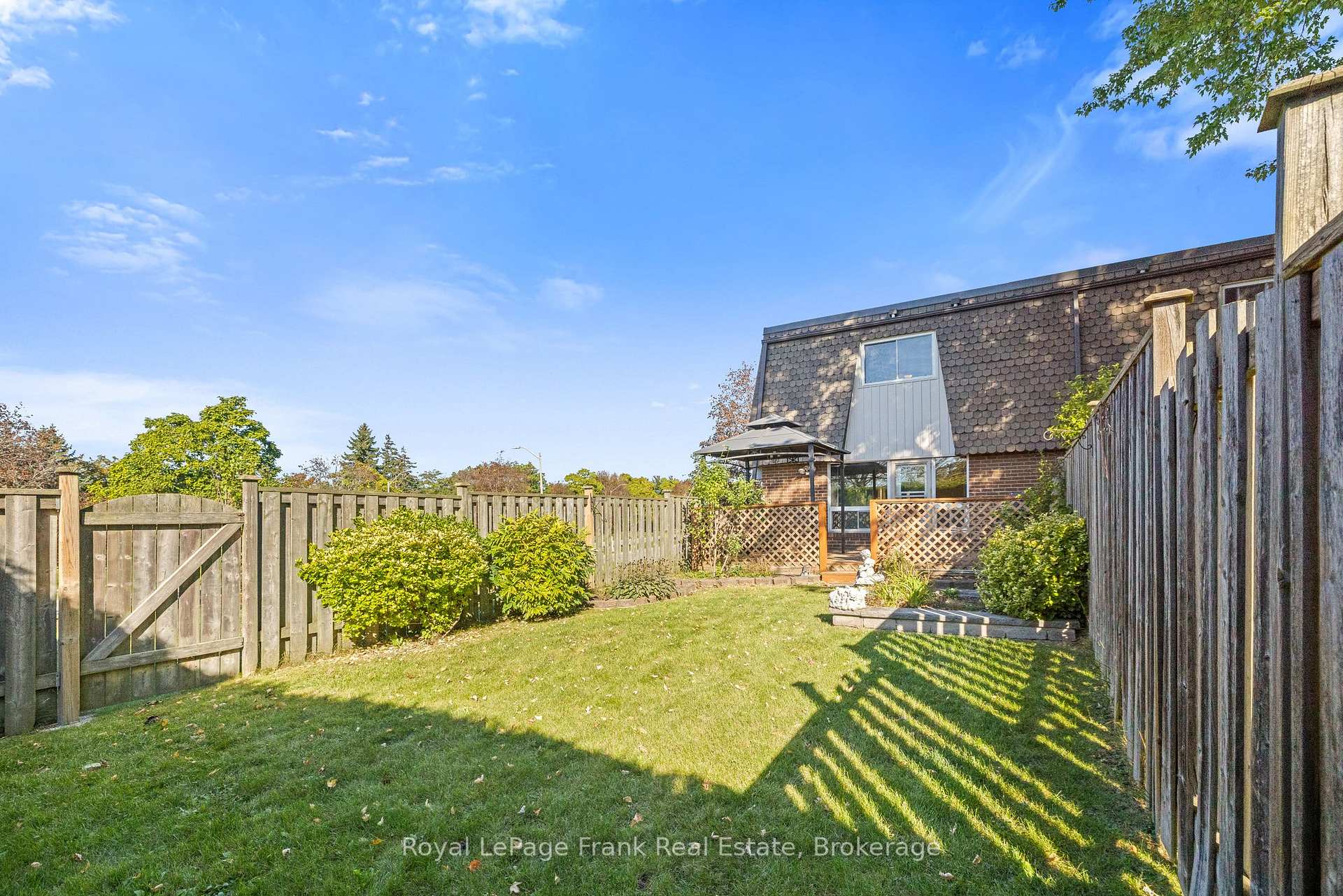 Photo 33 of Unit 28, 18 Reygate Court, Ajax, South East — HOMEH
