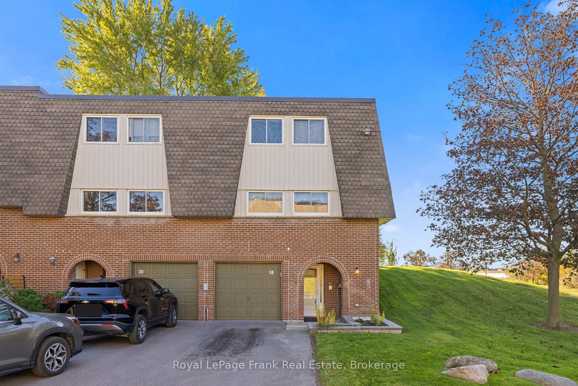 Photo 2 of Unit 28, 18 Reygate Court, Ajax, South East — HOMEH