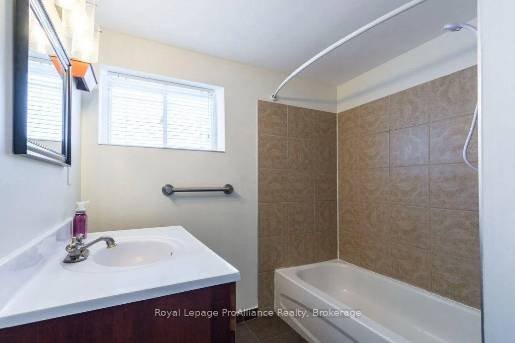 Photo 51 of 95 Grier Street, Belleville, Belleville Ward — HOMEH