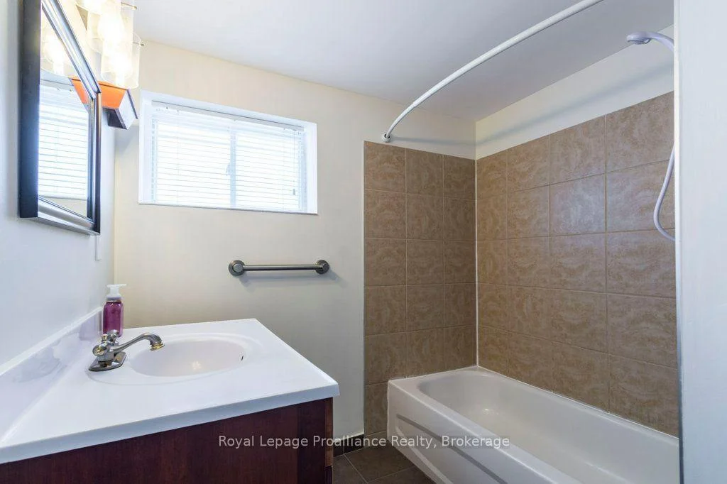 Photo 53 of 95 Grier Street, Belleville, Belleville Ward — HOMEH