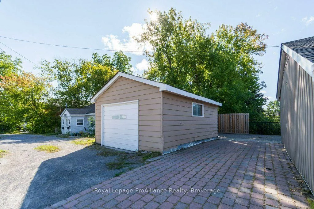 Photo 66 of 95 Grier Street, Belleville, Belleville Ward — HOMEH