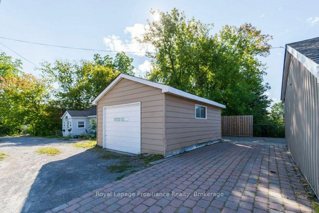 Photo 68 of 95 Grier Street, Belleville, Belleville Ward — HOMEH