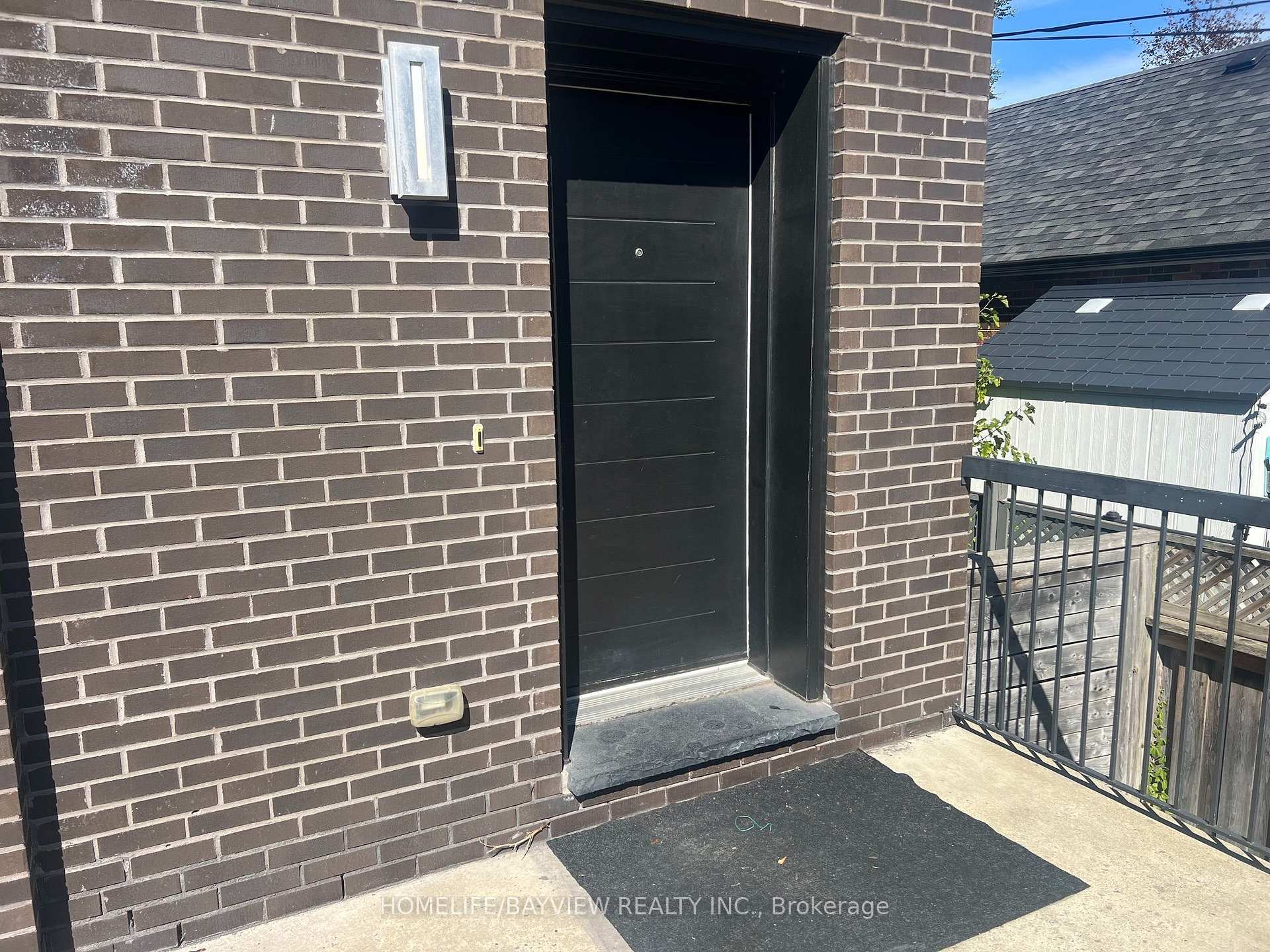 Photo 5 of Unit Unit 2, 379 O'Connor Drive, Toronto, East York — HOMEH