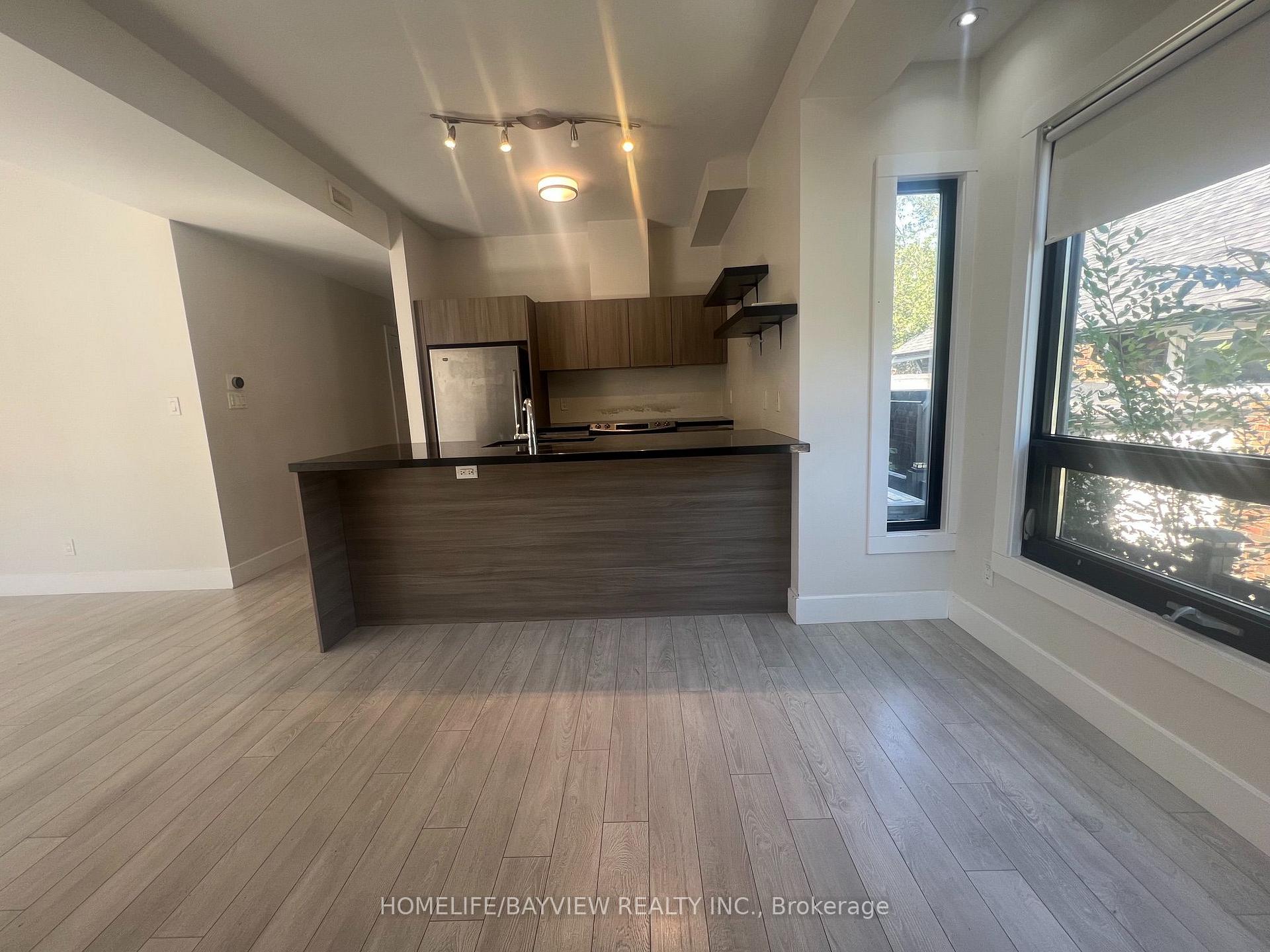 Photo 10 of Unit Unit 2, 379 O'Connor Drive, Toronto, East York — HOMEH