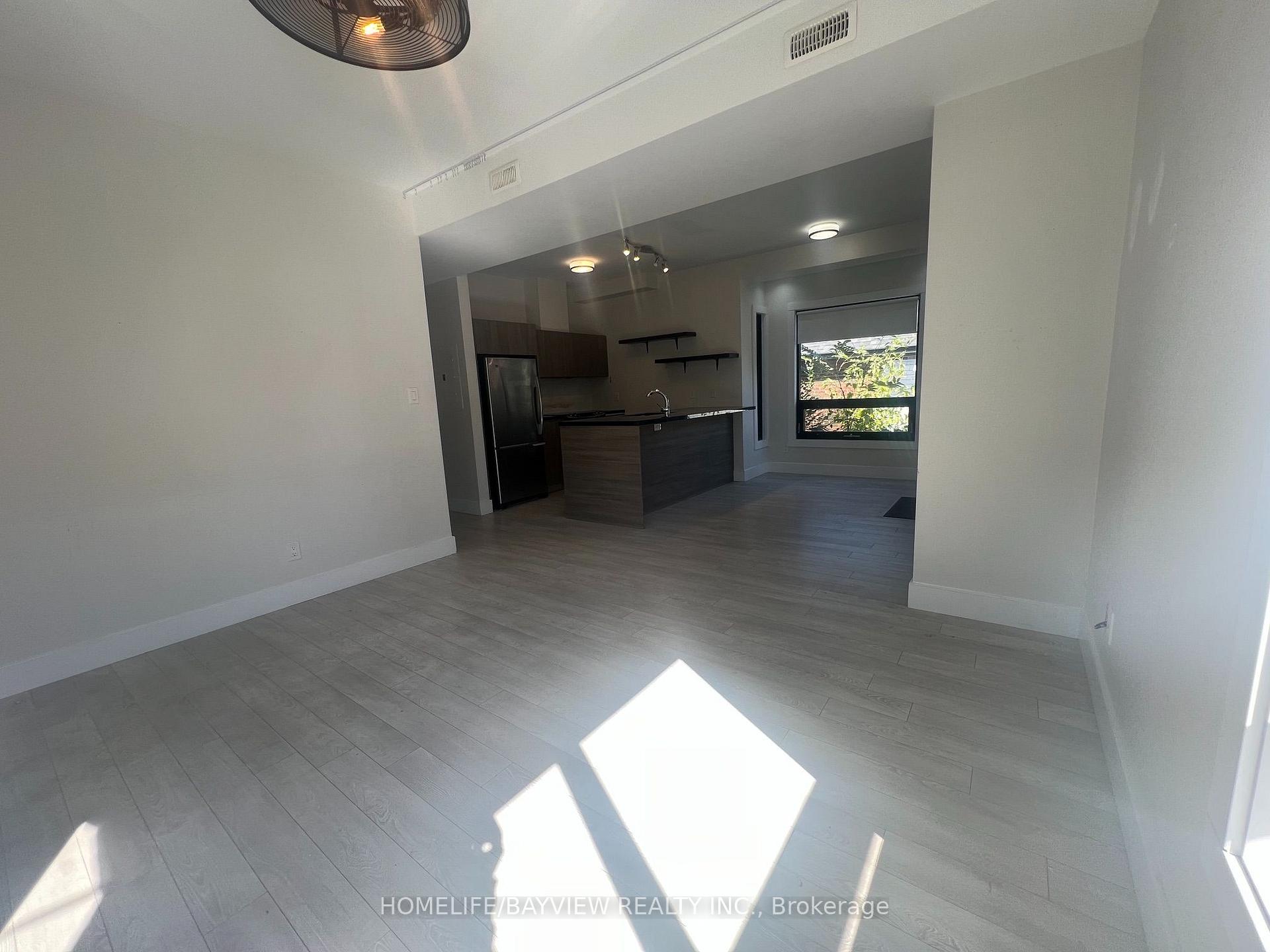 Photo 13 of Unit Unit 2, 379 O'Connor Drive, Toronto, East York — HOMEH