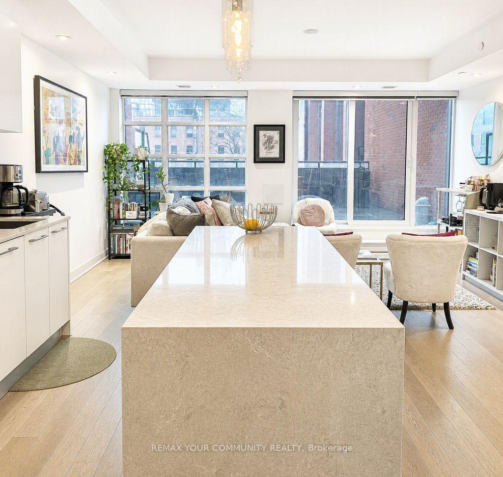 Photo 3 of Unit 305, 501 Adelaide Street W, Toronto, Waterfront Communities — HOMEH