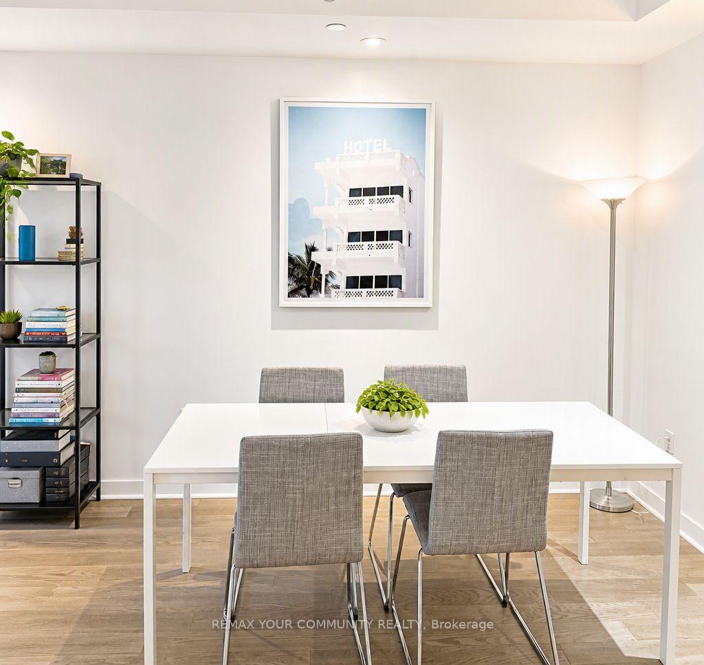 Photo 5 of Unit 305, 501 Adelaide Street W, Toronto, Waterfront Communities — HOMEH