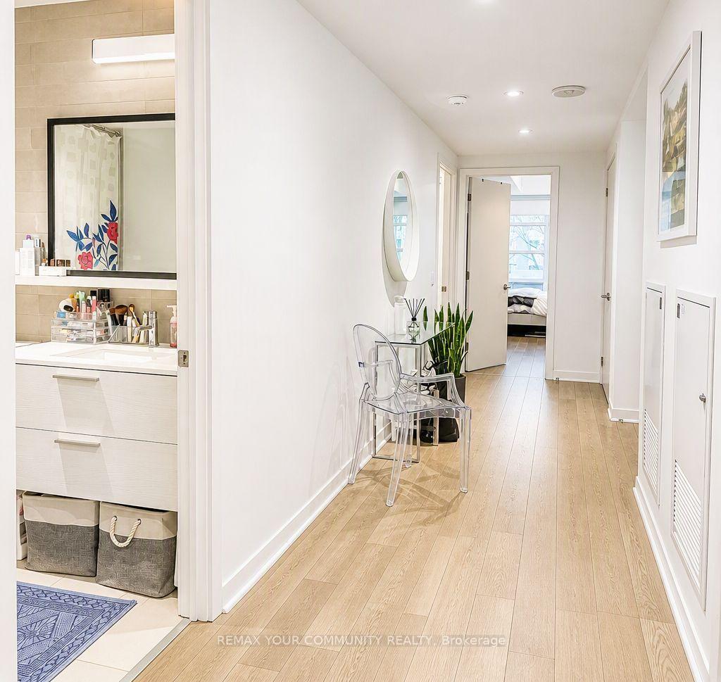 Photo 8 of Unit 305, 501 Adelaide Street W, Toronto, Waterfront Communities — HOMEH