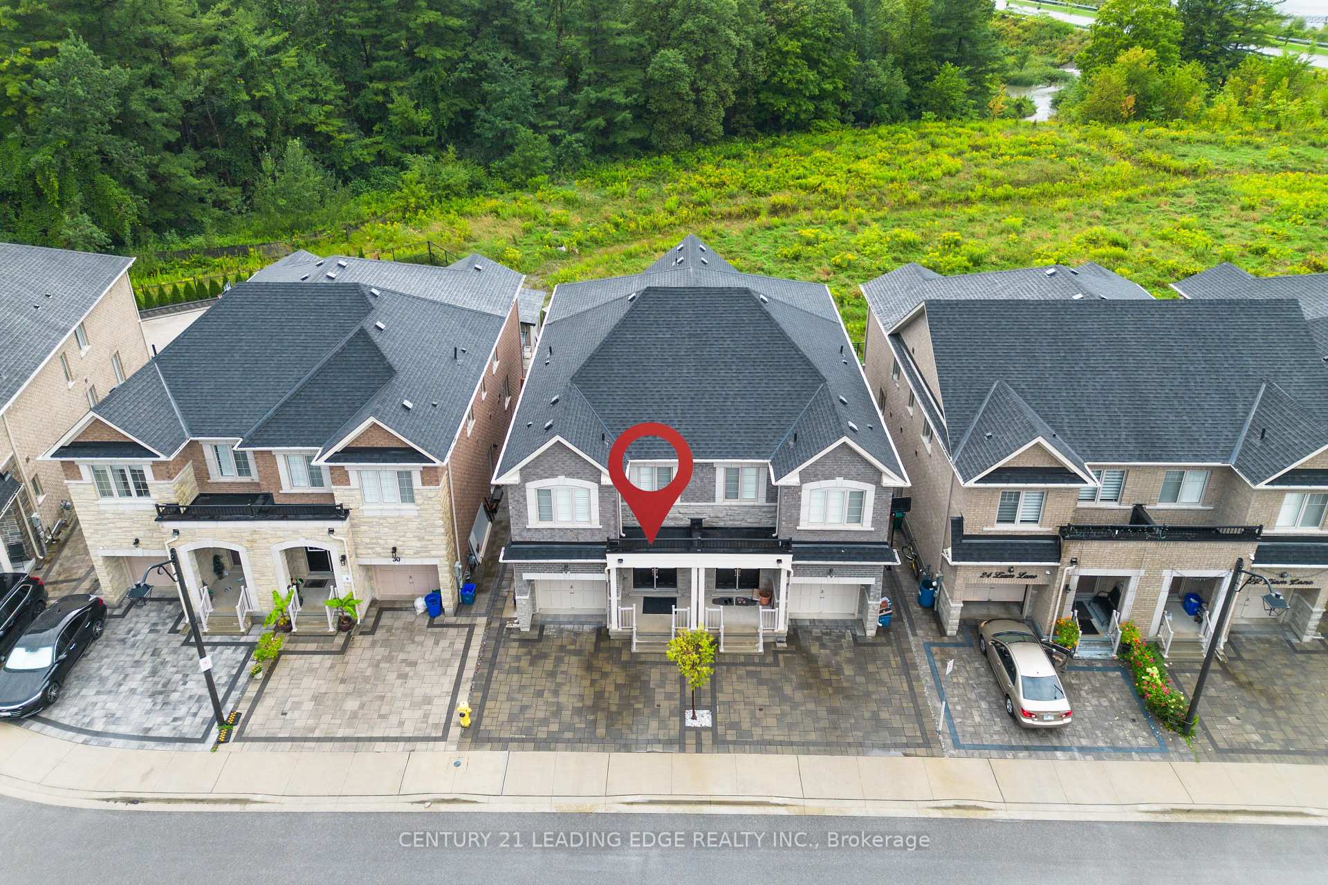 Photo 2 of 28 Liam Lane, Markham, Cedarwood — HOMEH