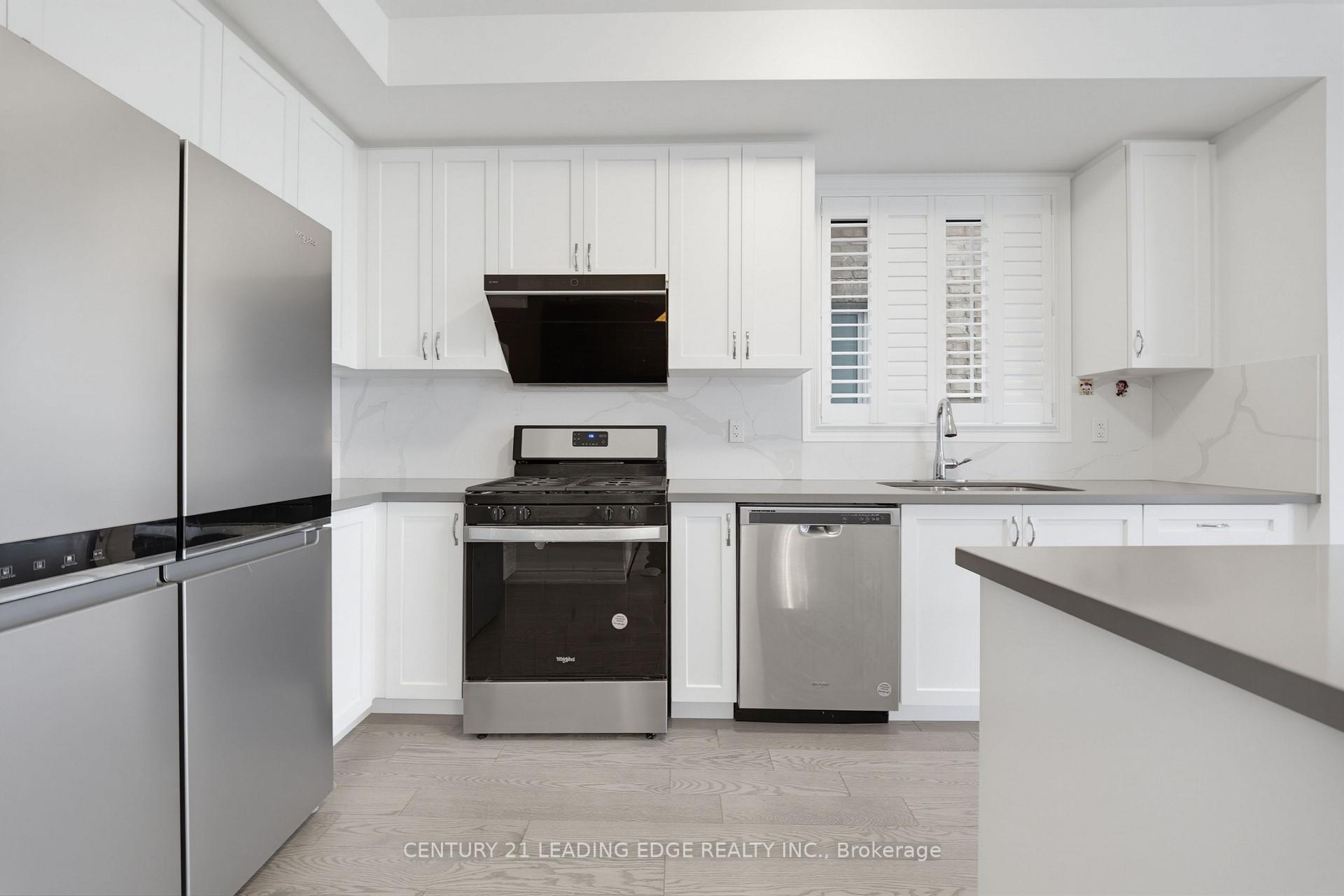 Photo 7 of 28 Liam Lane, Markham, Cedarwood — HOMEH